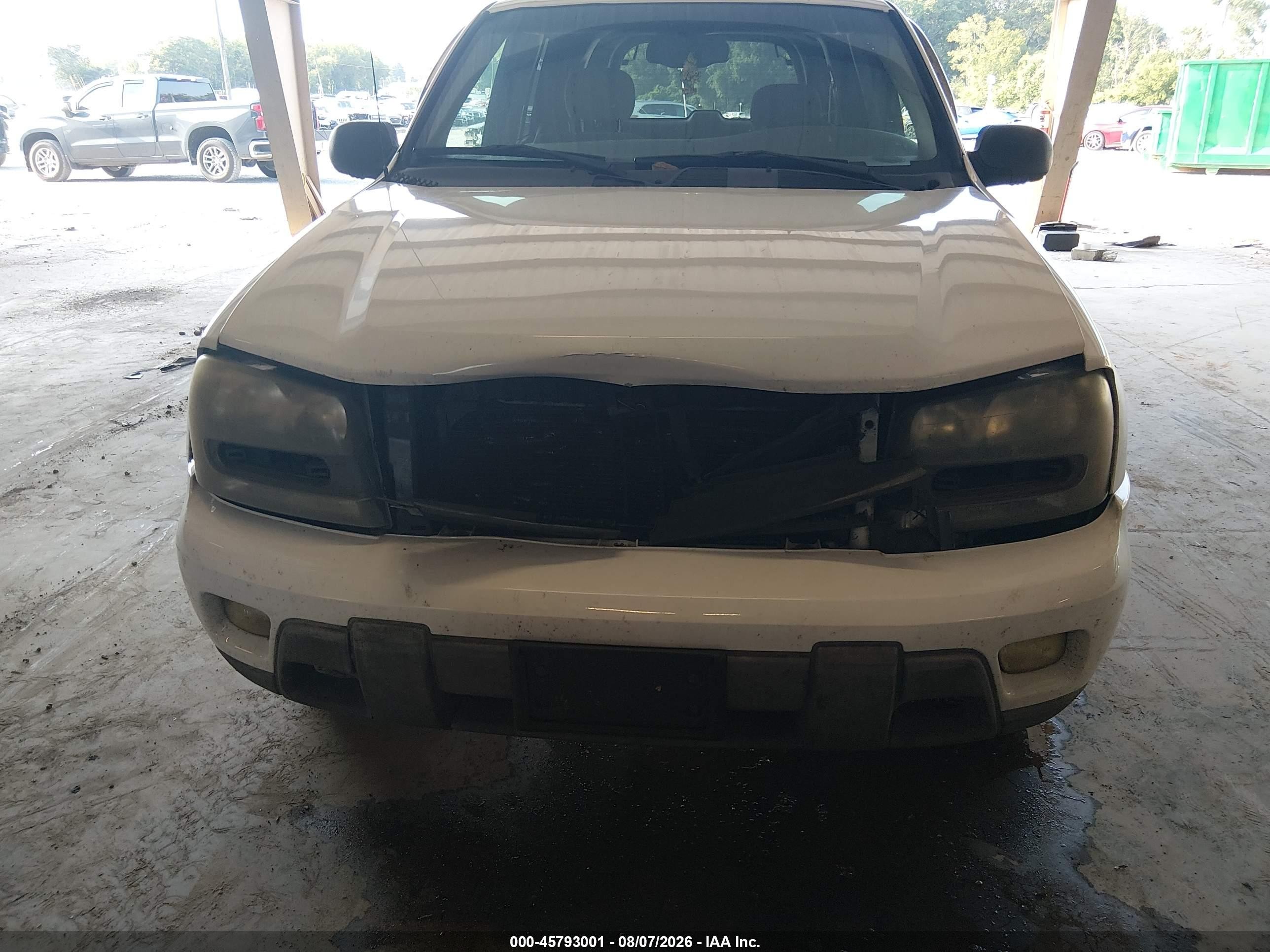 2005 Chevrolet Trailblazer Ext Ls Белый vin: 1GNES16S456114044
