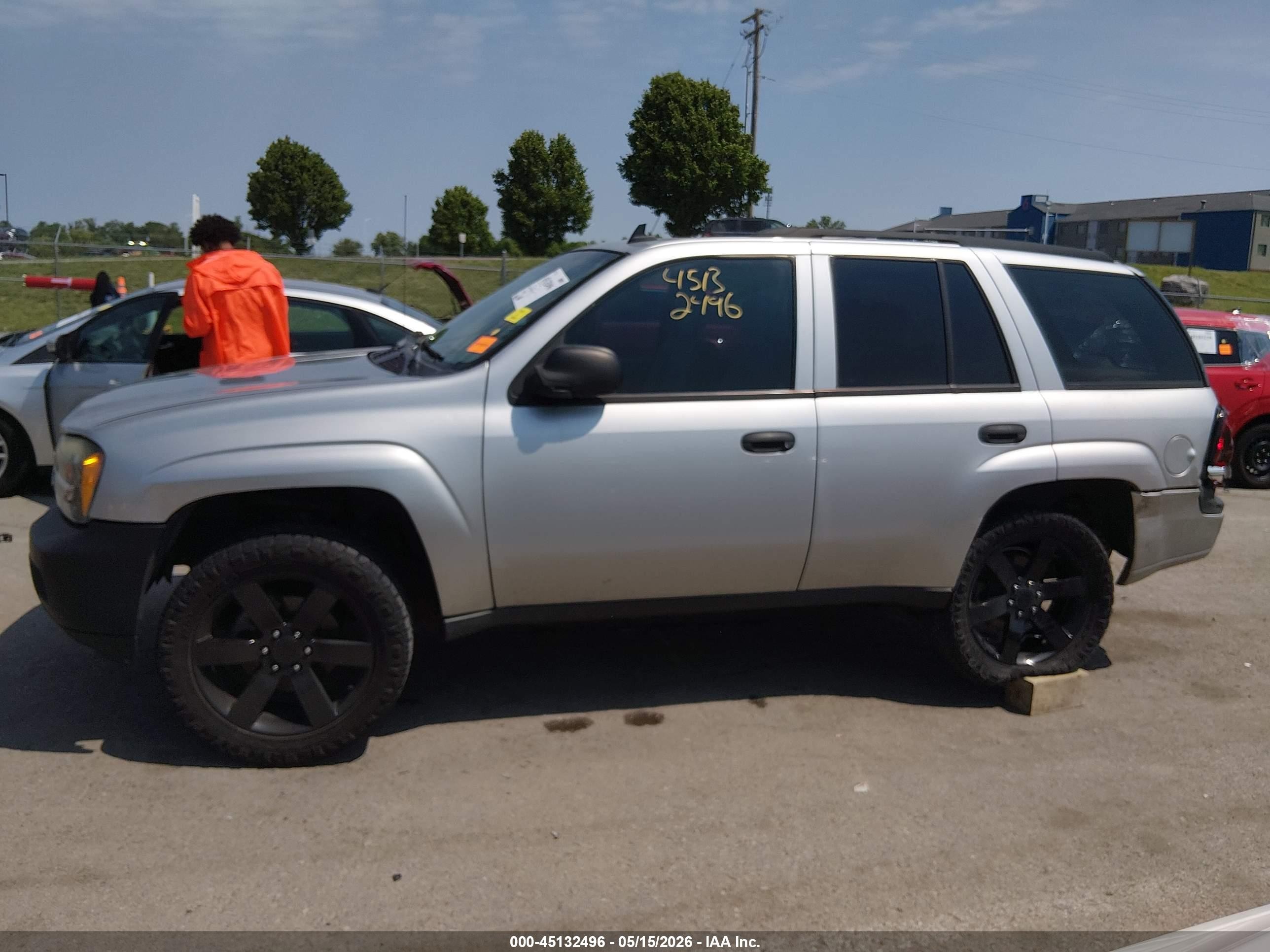 2008 Chevrolet Trailblazer Fleet Серебряный vin: 1GNET13MX82196957