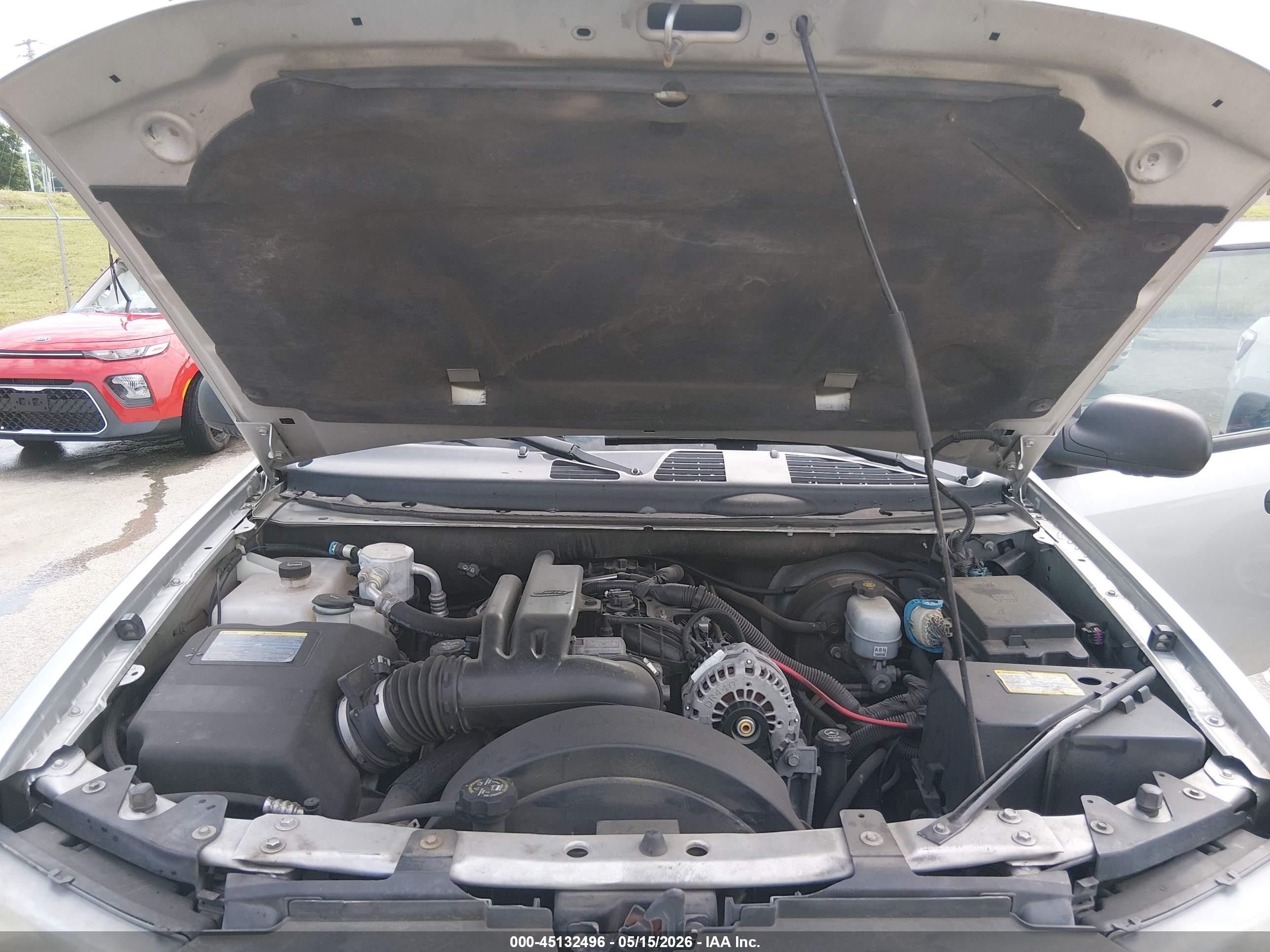 2008 Chevrolet Trailblazer Fleet Серебряный vin: 1GNET13MX82196957