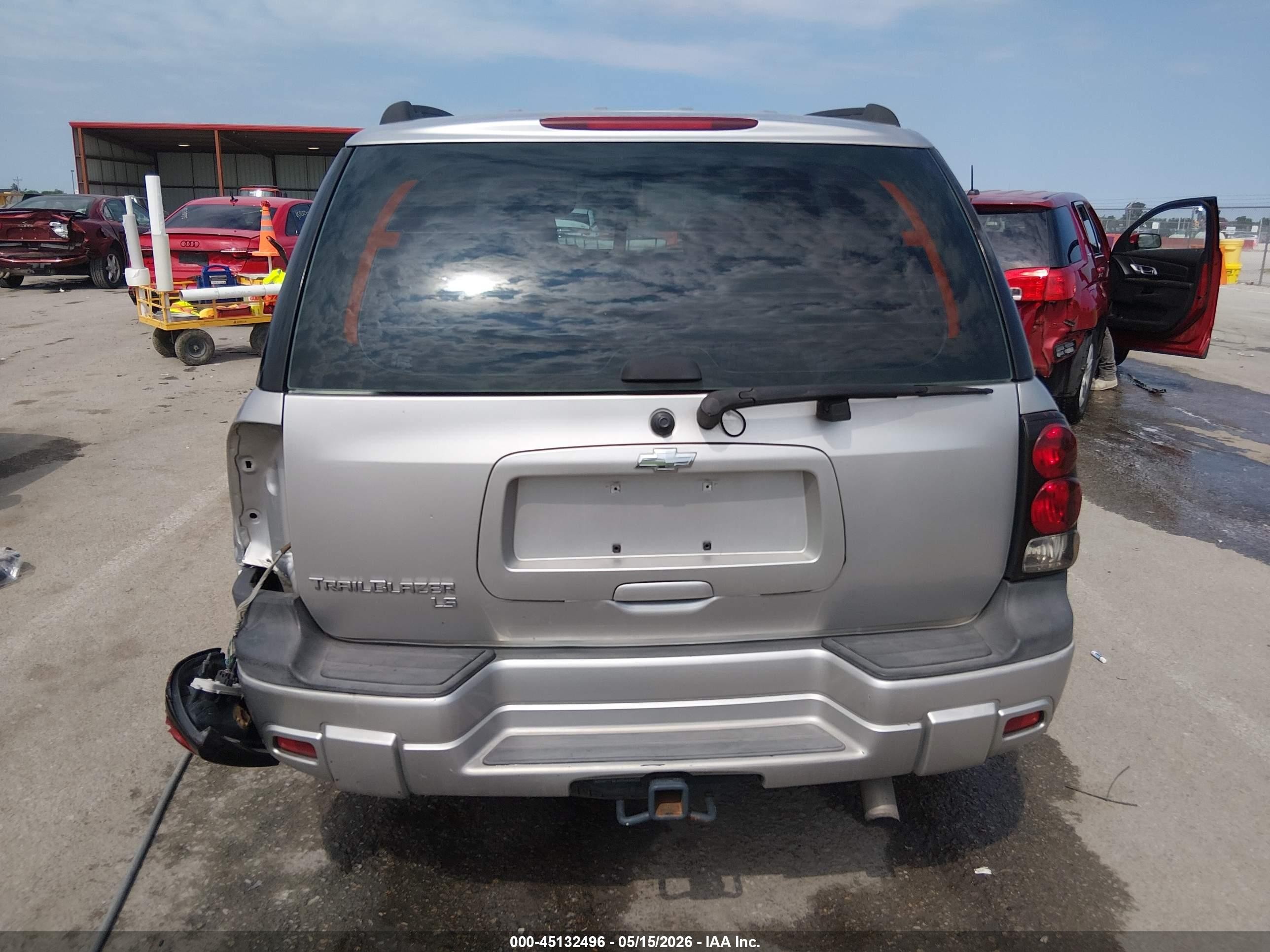 2008 Chevrolet Trailblazer Fleet Серебряный vin: 1GNET13MX82196957