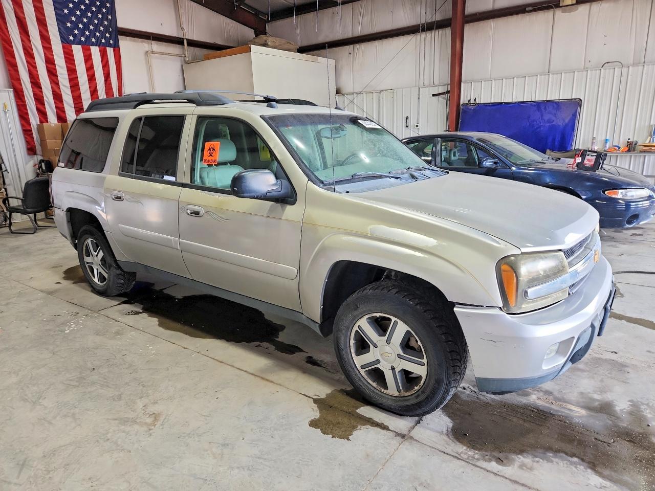 2005 Chevrolet Trailblazer Ext Ls Beige vin: 1GNET16M056202359