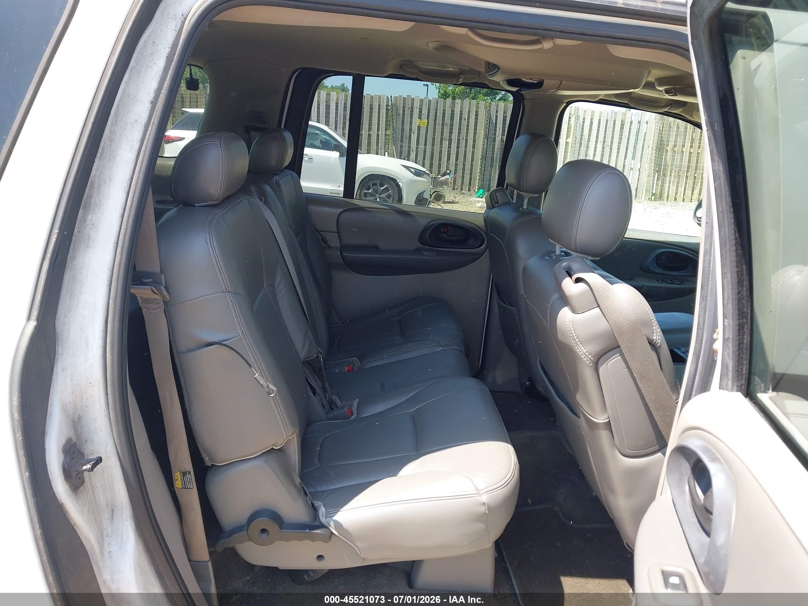 2002 Chevrolet Trailblazer Ext Lt White vin: 1GNET16S026130377