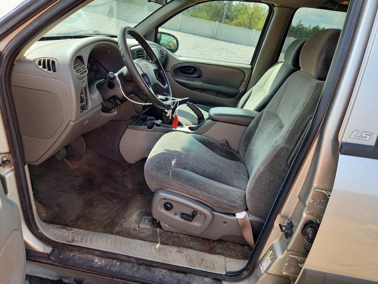 2004 Chevrolet Trailblazer Ext Ls Beige vin: 1GNET16S046134402