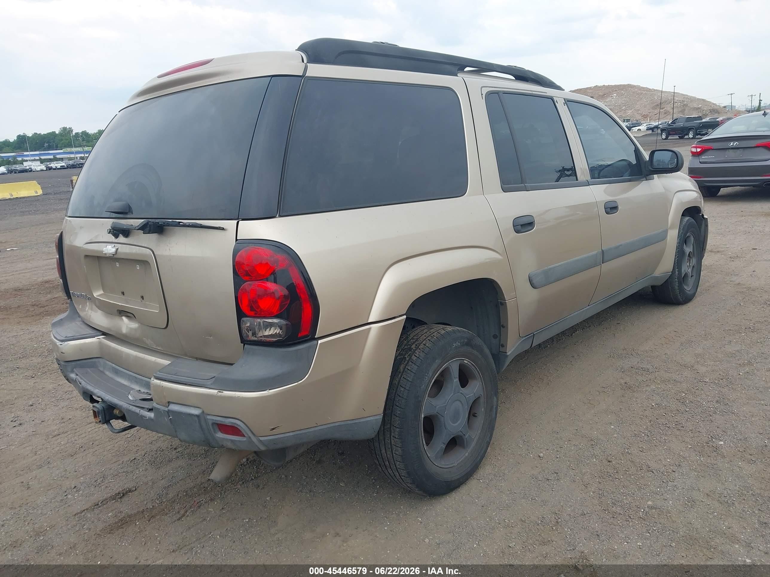 2005 Chevrolet Trailblazer Ext Ls Beige vin: 1GNET16S456130080