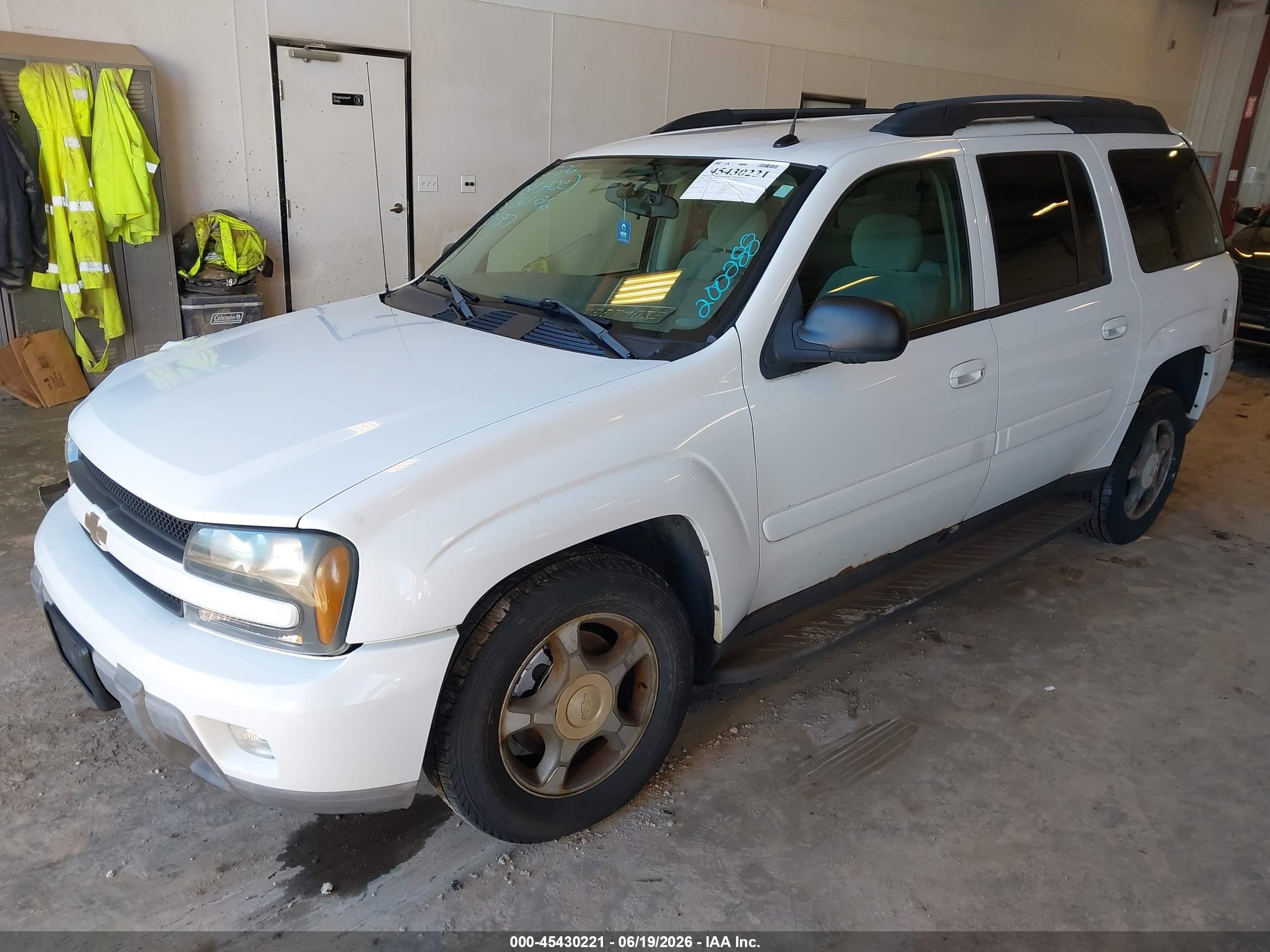2005 Chevrolet Trailblazer Ext Ls/lt White vin: 1GNET16S656200288