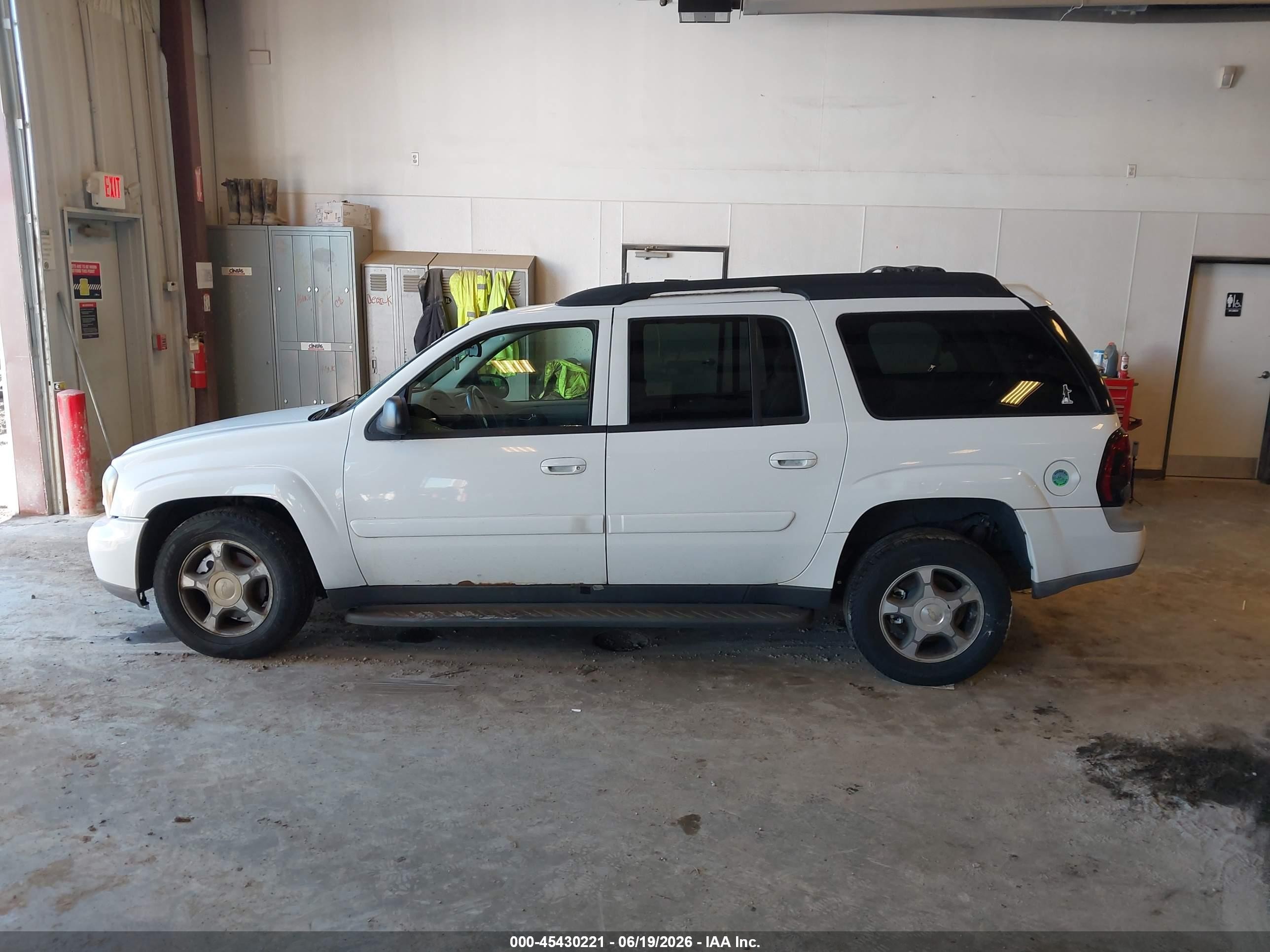 2005 Chevrolet Trailblazer Ext Ls/lt White vin: 1GNET16S656200288