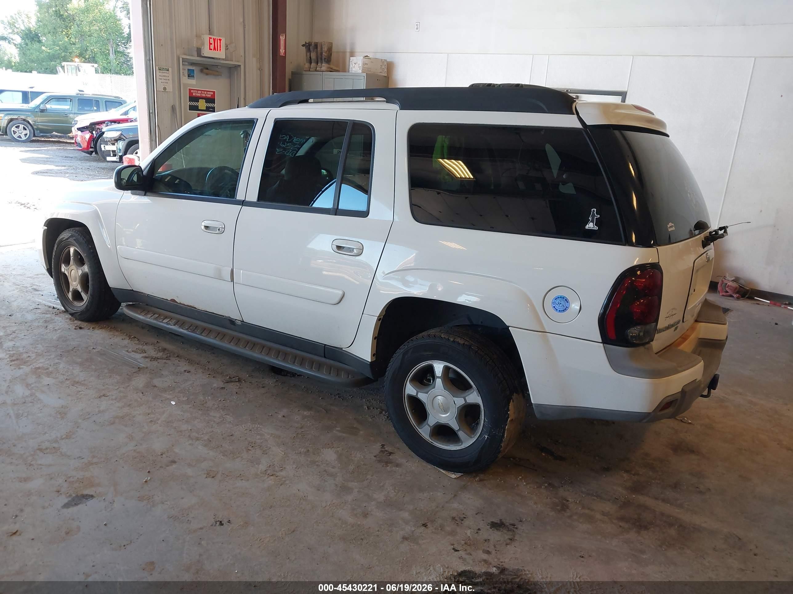 2005 Chevrolet Trailblazer Ext Ls/lt White vin: 1GNET16S656200288