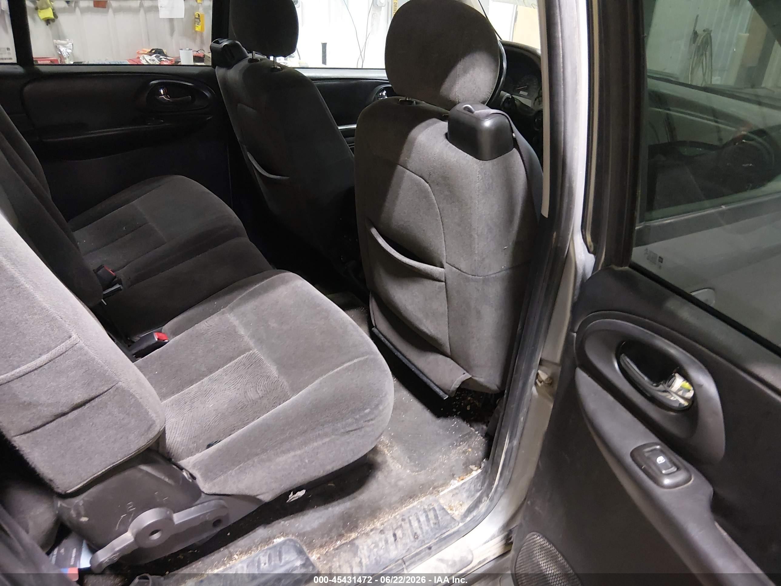 2005 Chevrolet Trailblazer Ext Lt Silver vin: 1GNET16S756198406