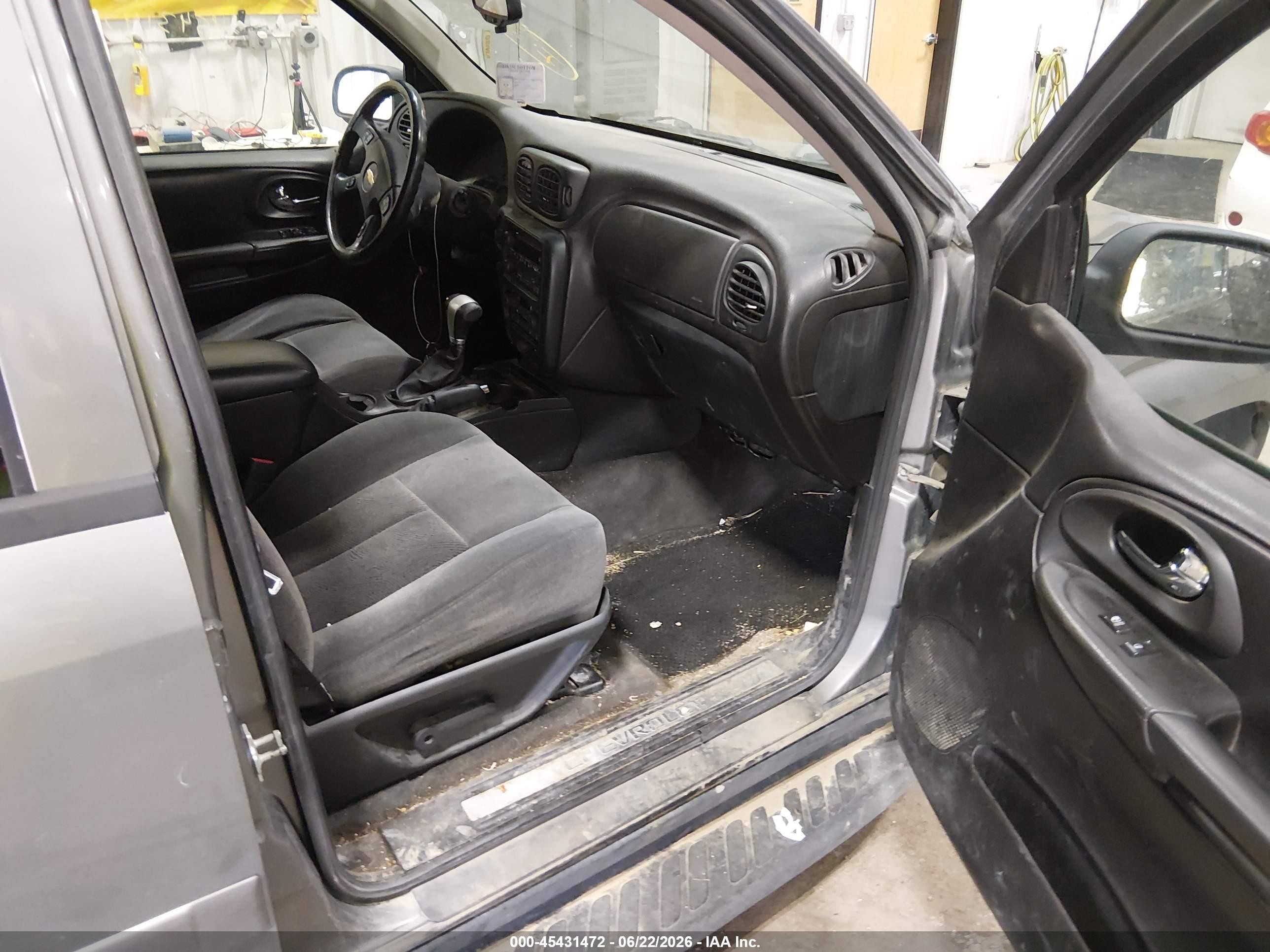 2005 Chevrolet Trailblazer Ext Lt Silver vin: 1GNET16S756198406