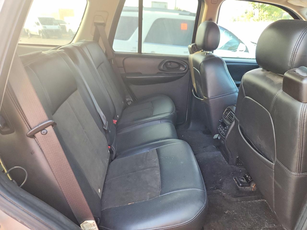 2009 Chevrolet Trailblazer Ss Серебряный vin: 1GNET53H892129057