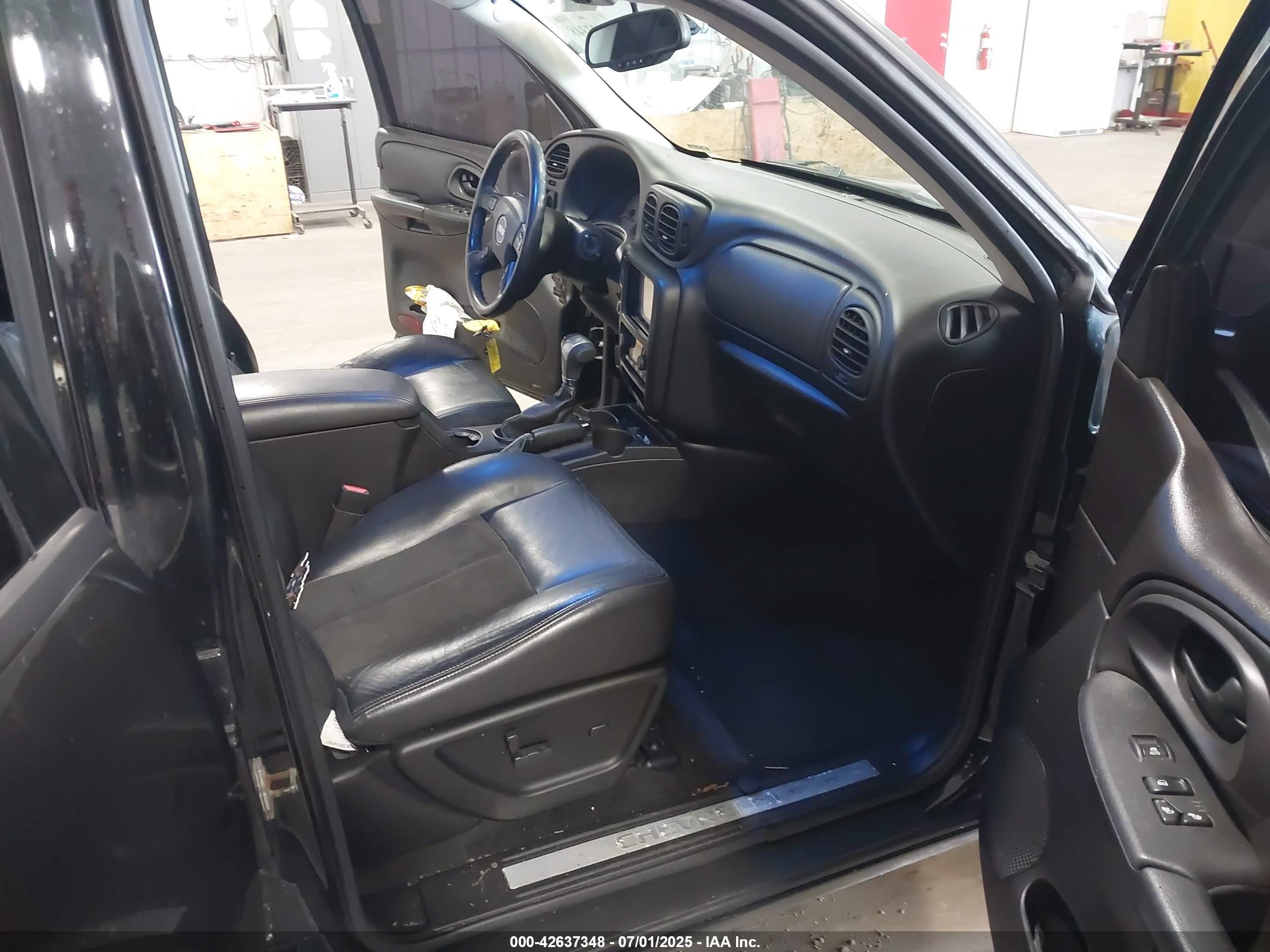 2009 Chevrolet Trailblazer Ss Black vin: 1GNET53H992131335