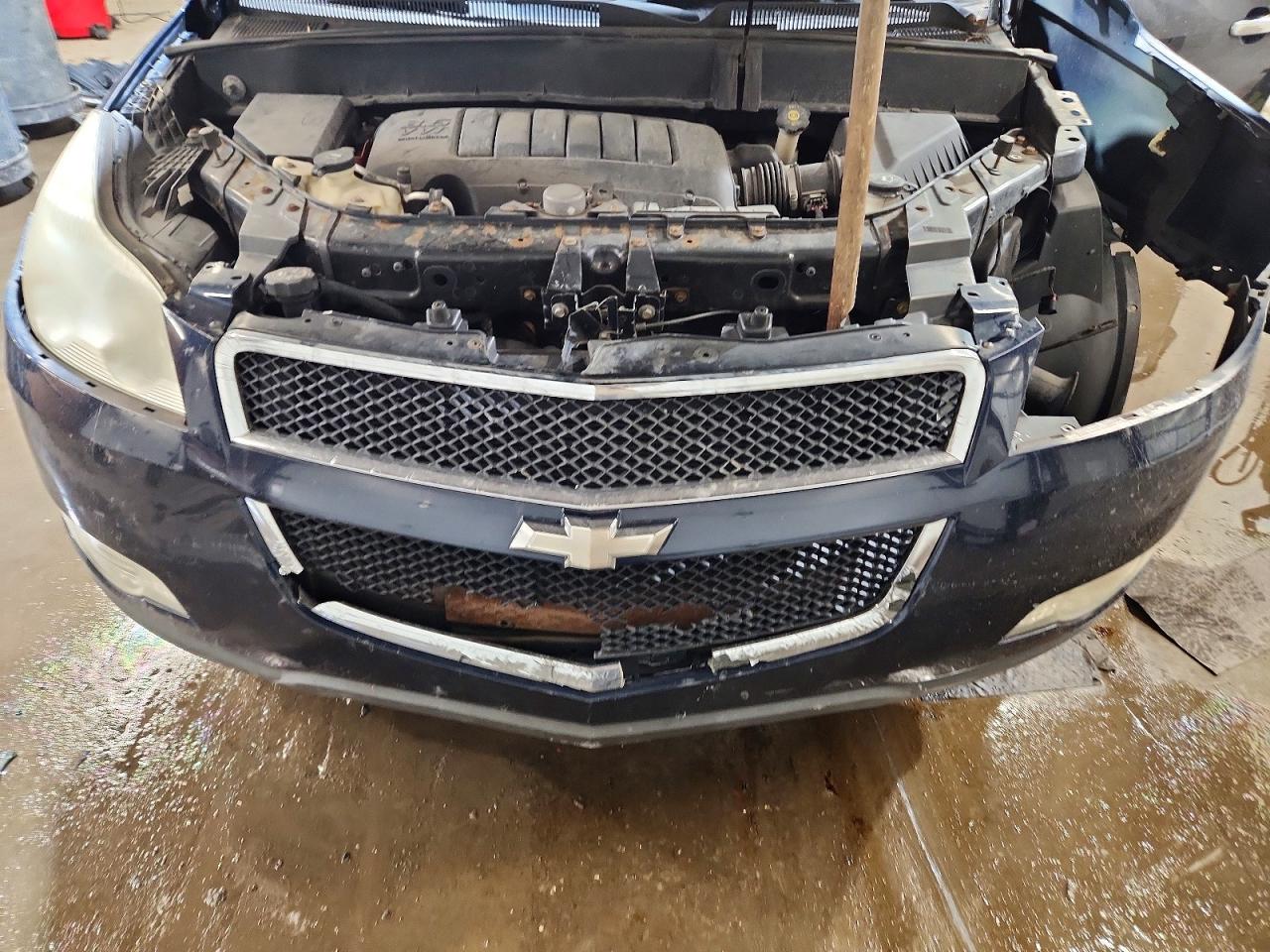 2009 Chevrolet Traverse Ls Blue vin: 1GNEV13D79S132502