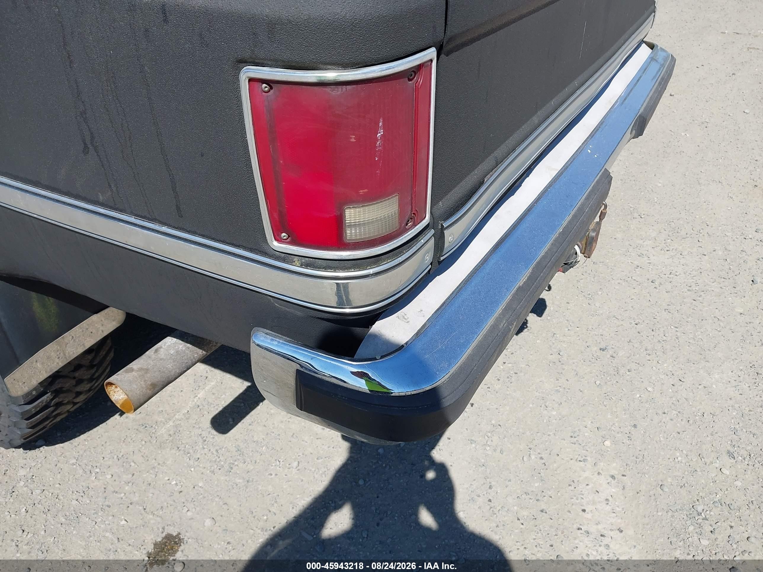 1987 Chevrolet Suburban V10 Черный vin: 1GNEV16K2HF177395