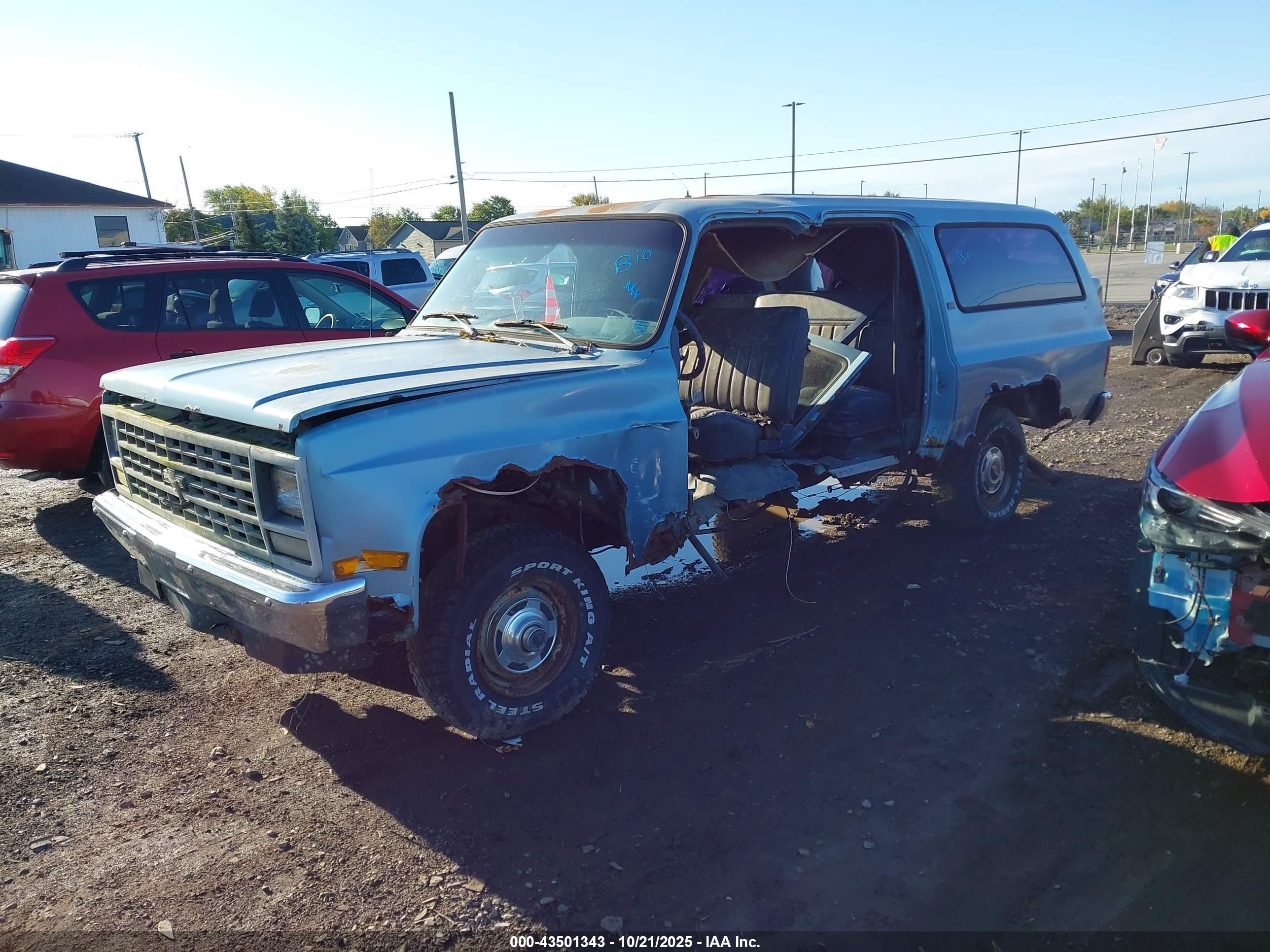 1991 Chevrolet Suburban V1500 Blue vin: 1GNEV16K2MF131141