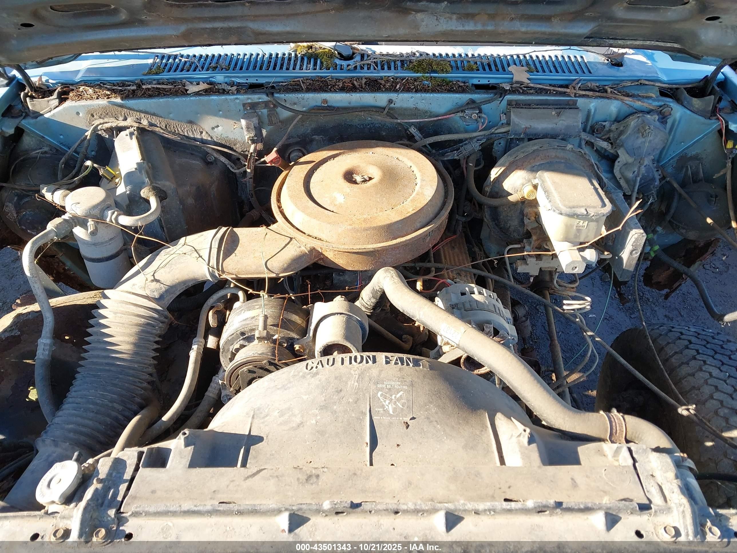 1991 Chevrolet Suburban V1500 Blue vin: 1GNEV16K2MF131141