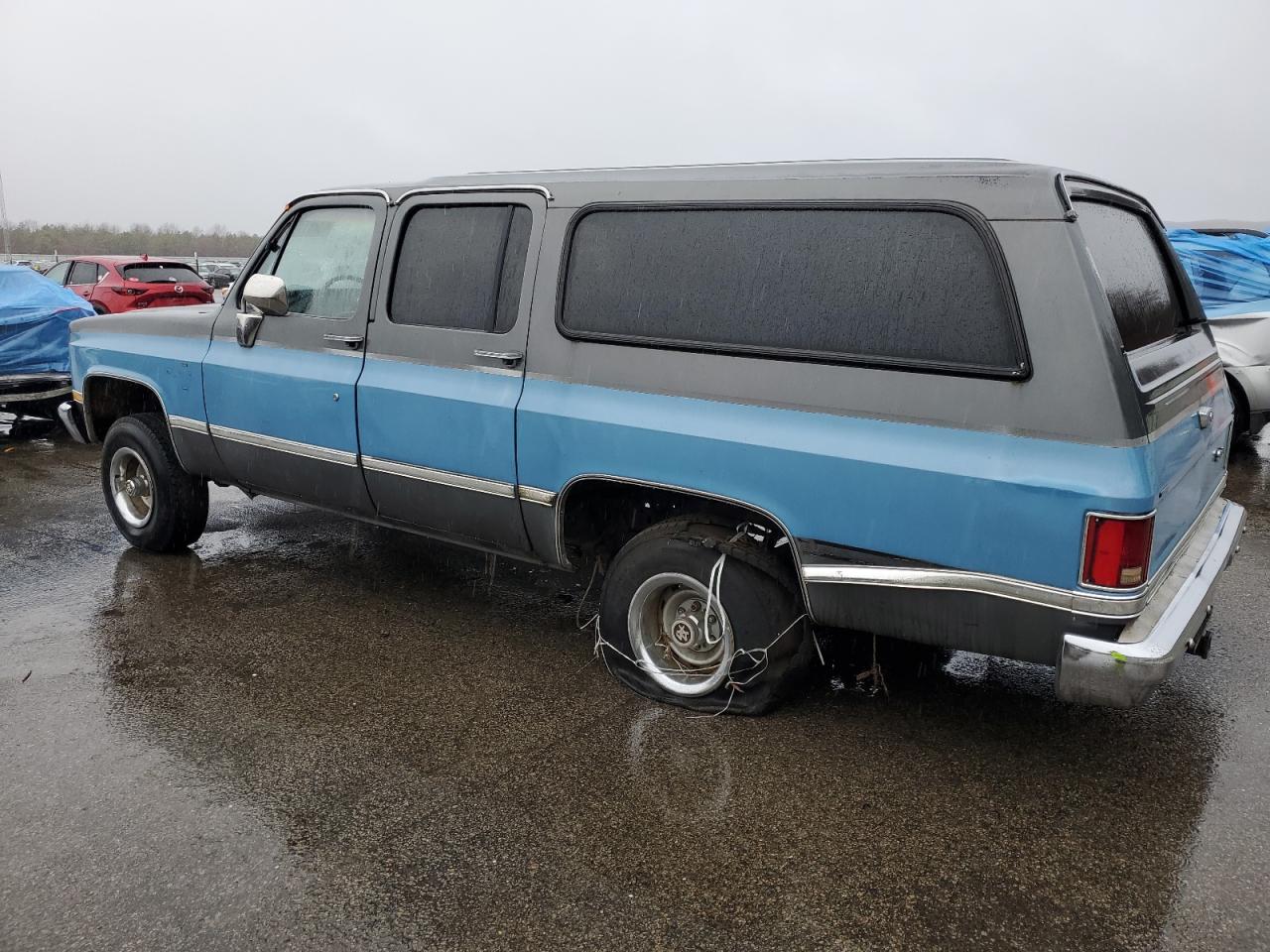 1987 Chevrolet Suburban V10 Blue vin: 1GNEV16K7HF132095