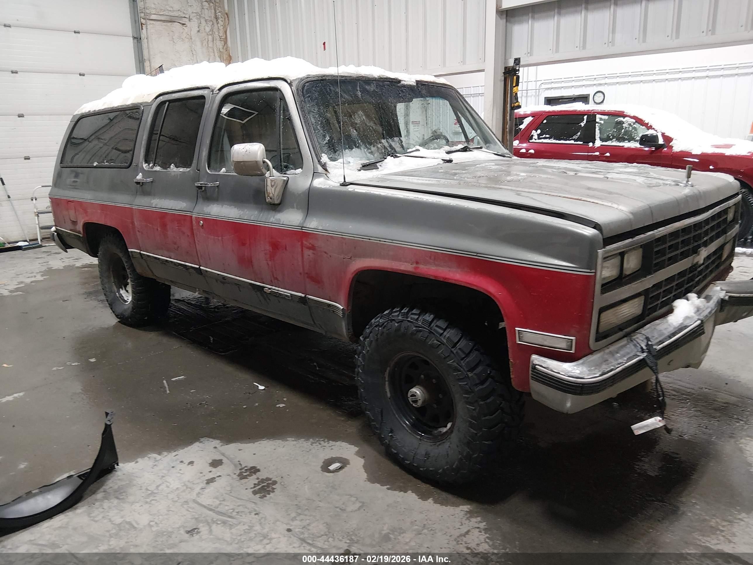 1989 Chevrolet Suburban V1500 Gray vin: 1GNEV16K9KF150671