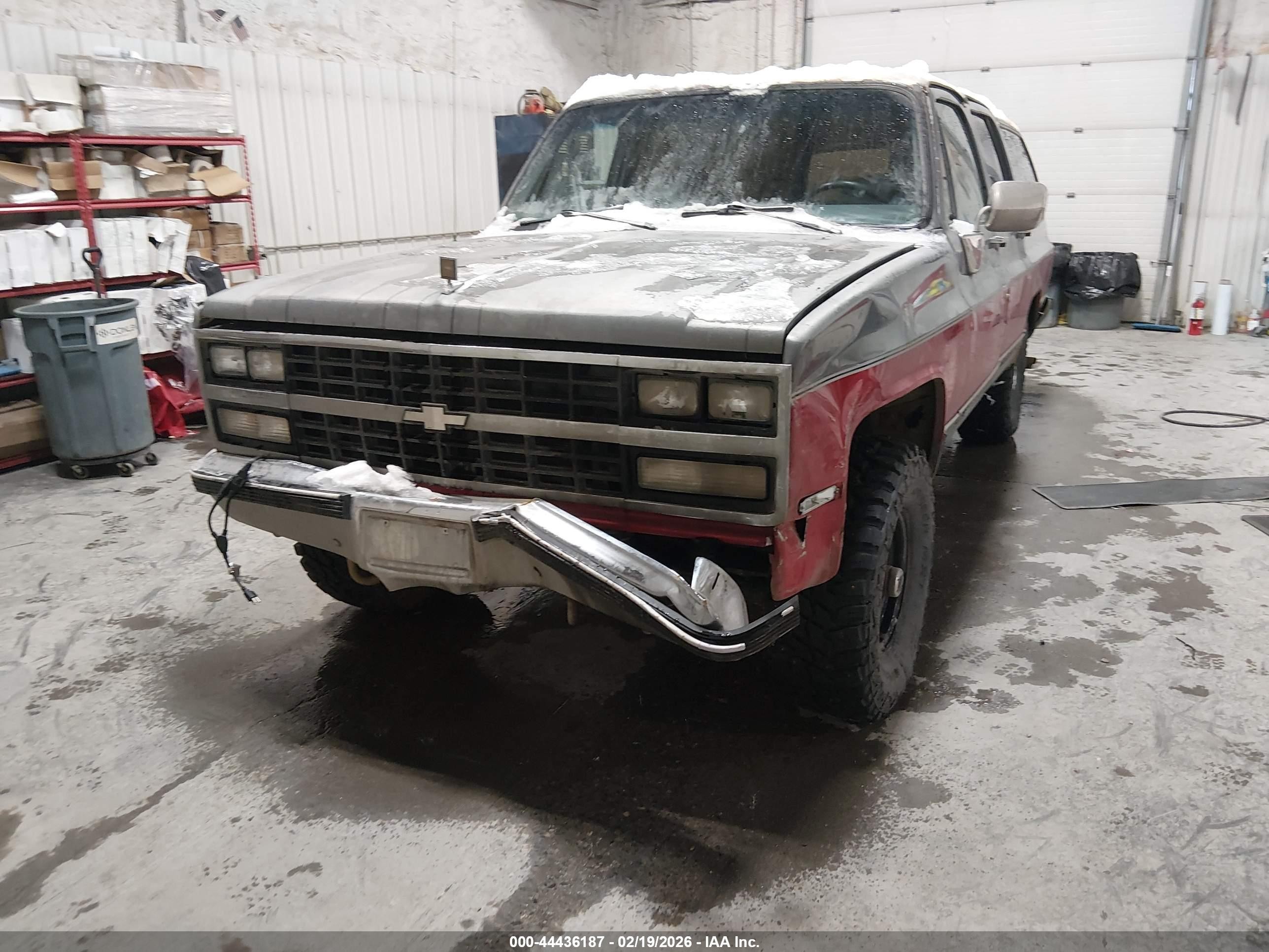 1989 Chevrolet Suburban V1500 Gray vin: 1GNEV16K9KF150671