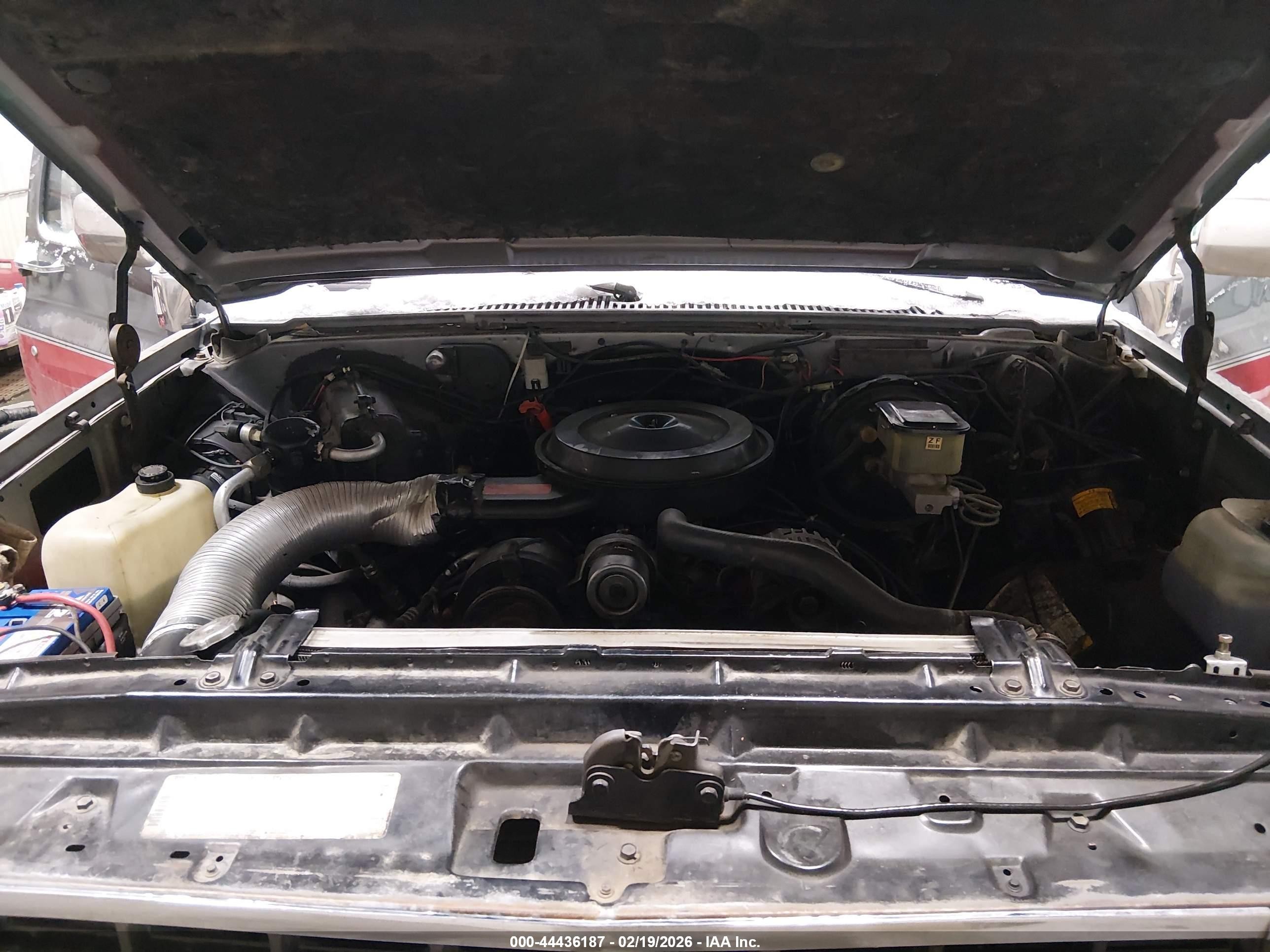 1989 Chevrolet Suburban V1500 Gray vin: 1GNEV16K9KF150671