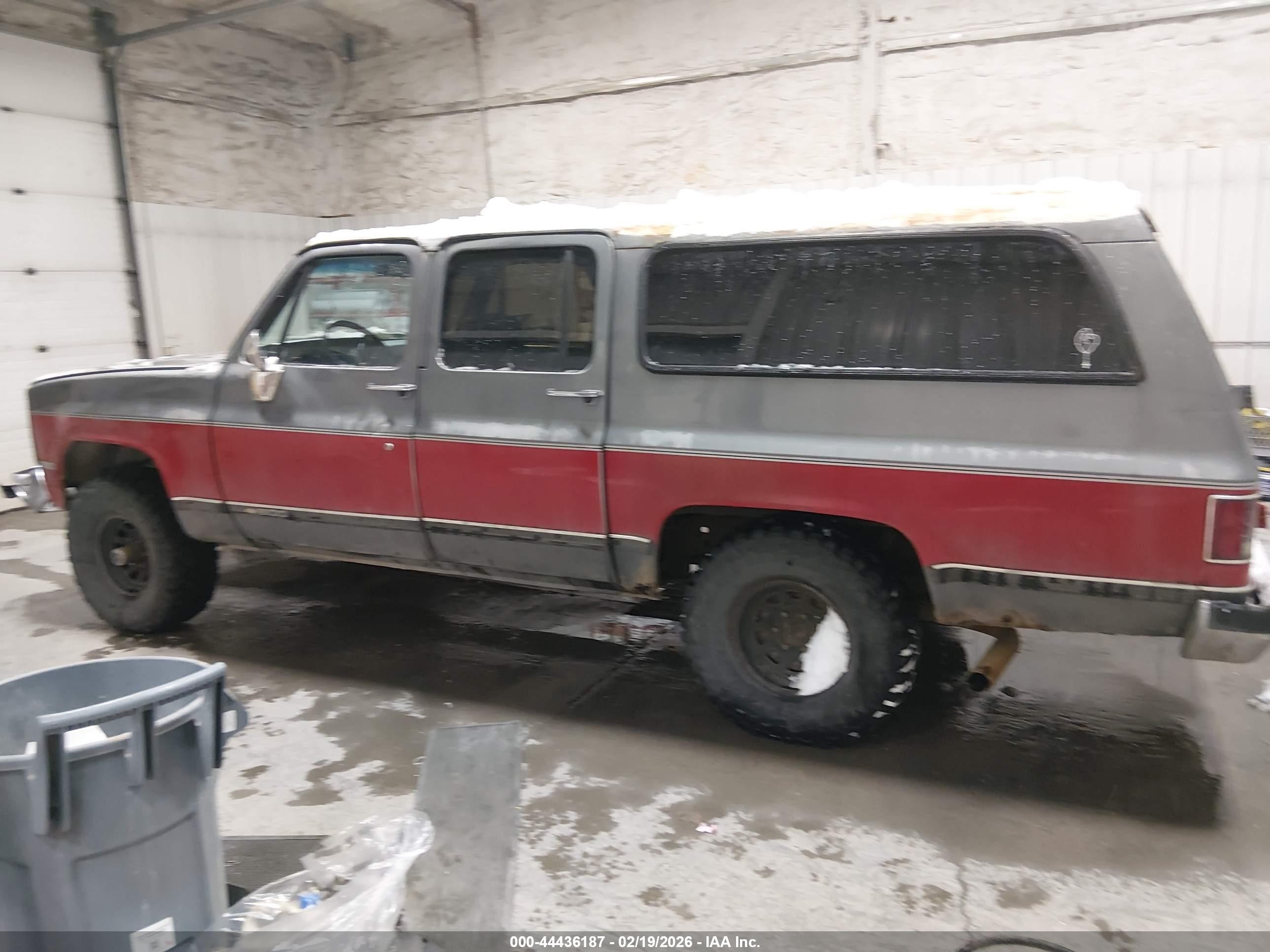 1989 Chevrolet Suburban V1500 Gray vin: 1GNEV16K9KF150671