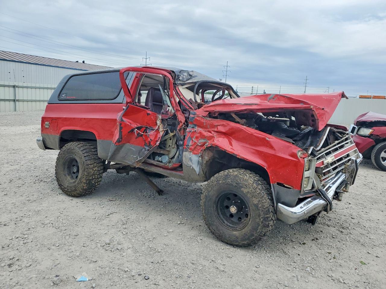 1987 Chevrolet Blazer V10 Красный vin: 1GNEV18C1HF145186