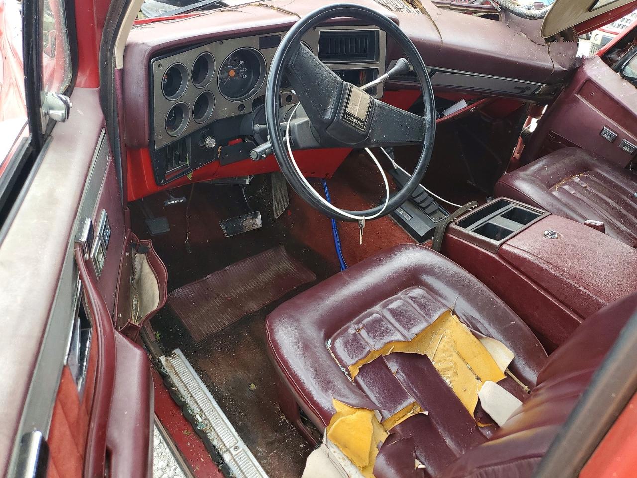 1987 Chevrolet Blazer V10 Красный vin: 1GNEV18C1HF145186