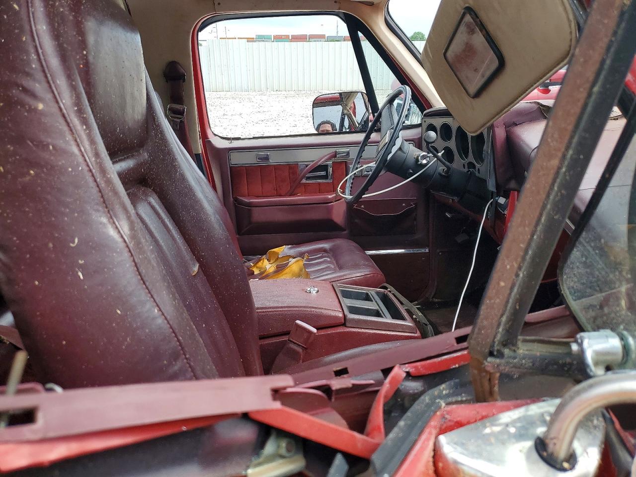 1987 Chevrolet Blazer V10 Красный vin: 1GNEV18C1HF145186