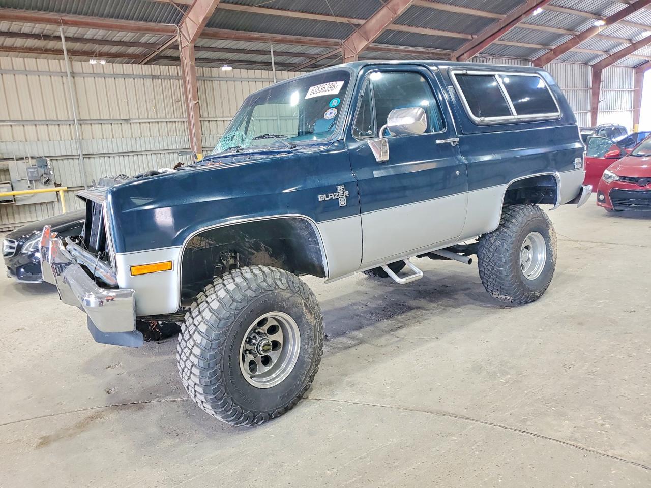 1987 Chevrolet Blazer V10 Blue vin: 1GNEV18K1HF189342