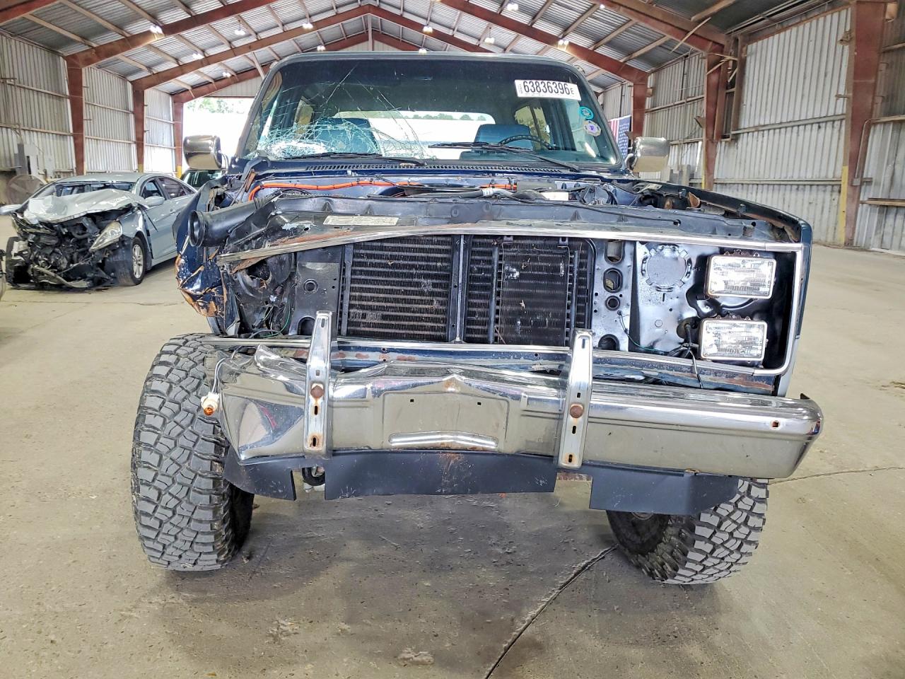 1987 Chevrolet Blazer V10 Blue vin: 1GNEV18K1HF189342