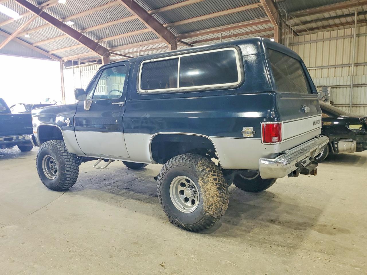 1987 Chevrolet Blazer V10 Blue vin: 1GNEV18K1HF189342