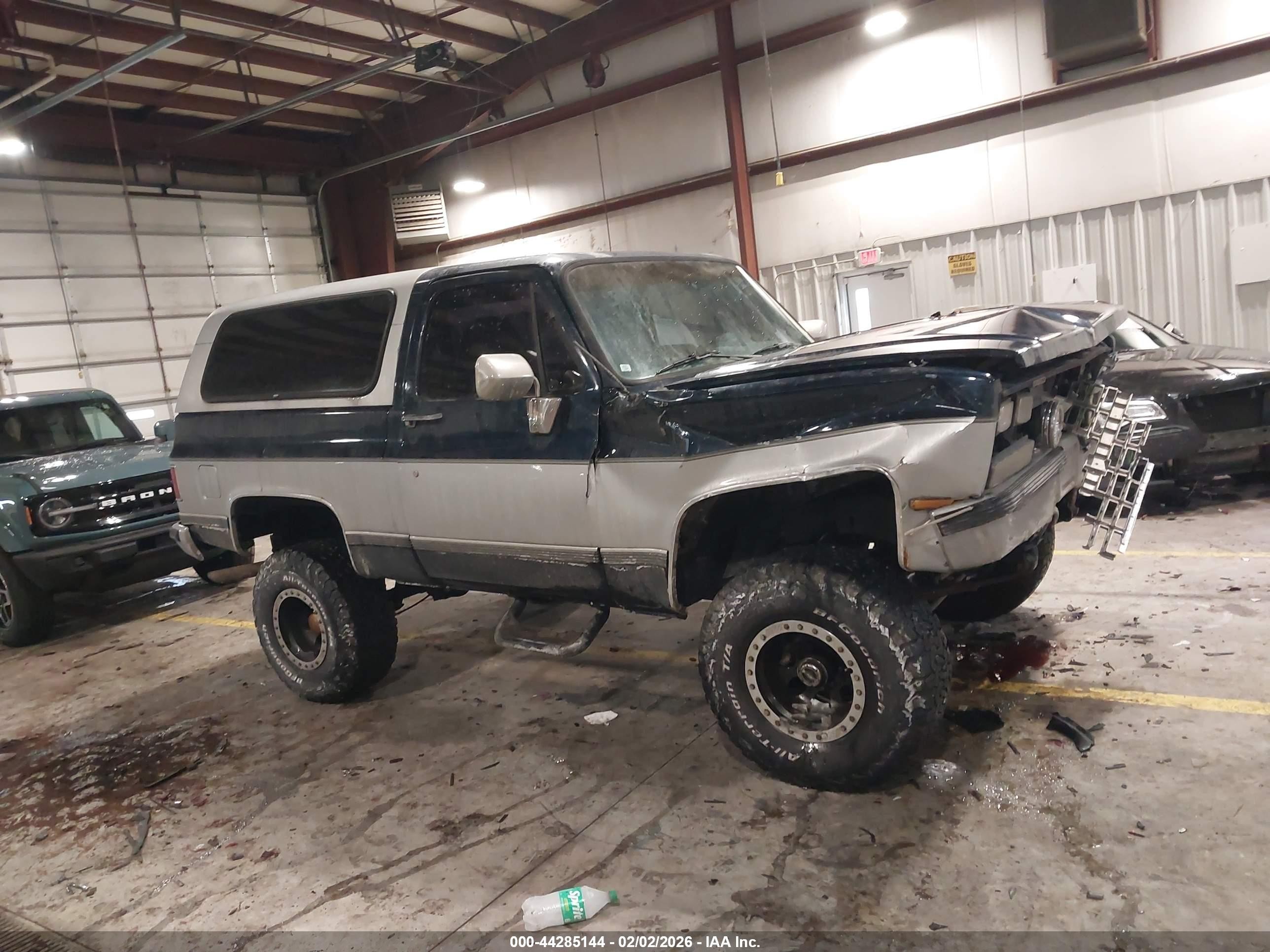 1989 Chevrolet Blazer V10 Blue vin: 1GNEV18K2KF109456
