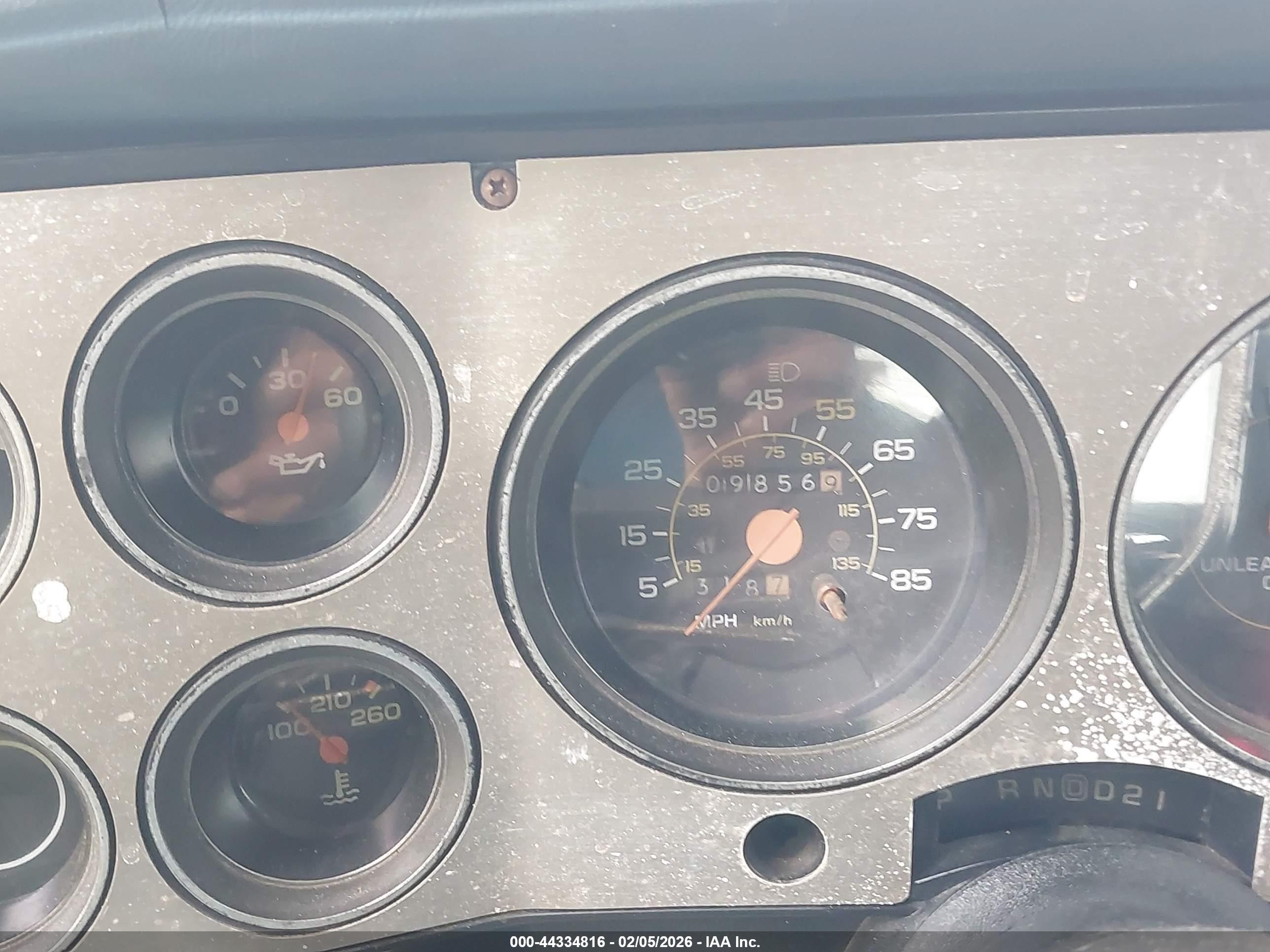 1989 Chevrolet Blazer V10 White vin: 1GNEV18K3KF160447