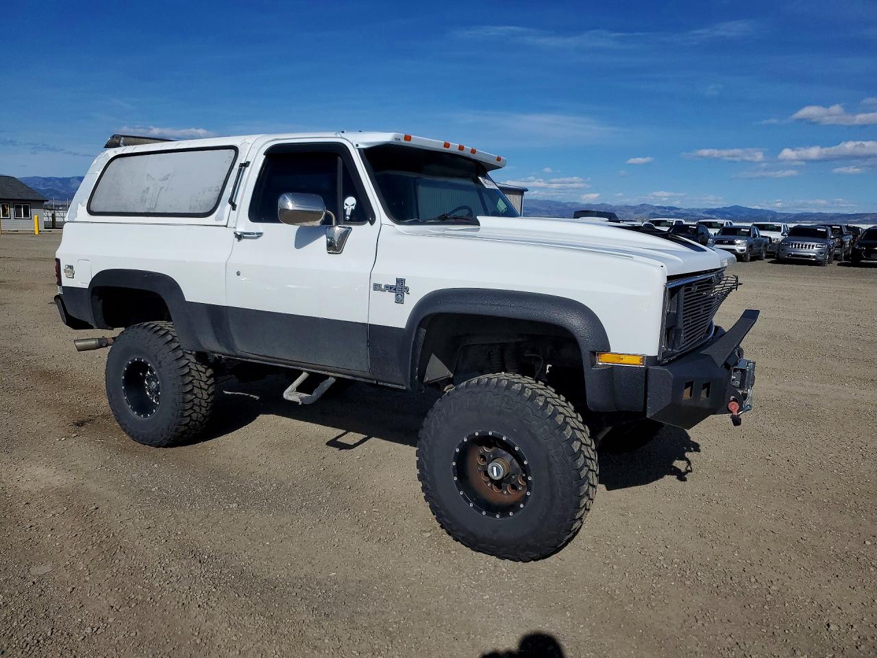 1987 Chevrolet Blazer V10 White vin: 1GNEV18K4HF177783