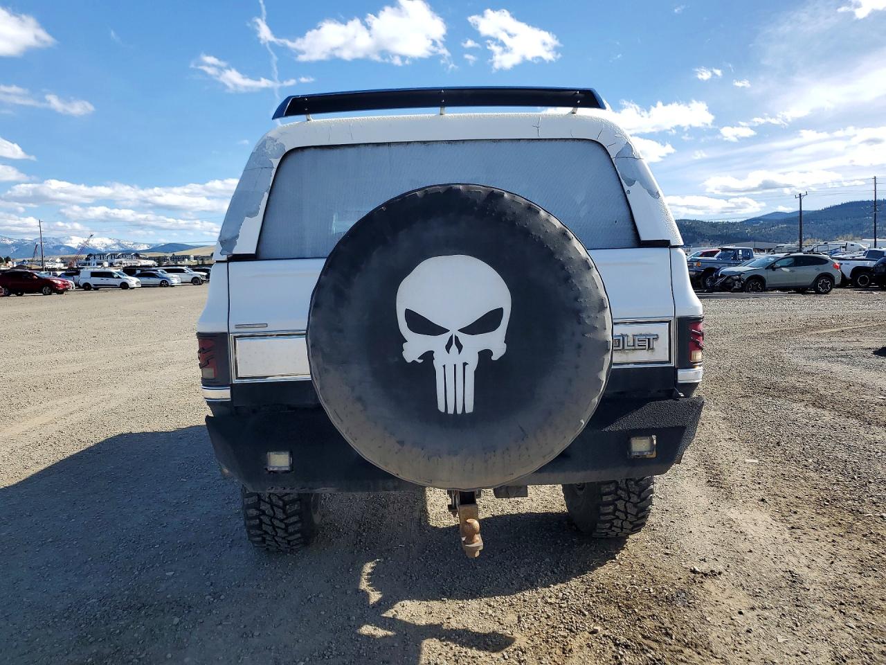 1987 Chevrolet Blazer V10 White vin: 1GNEV18K4HF177783