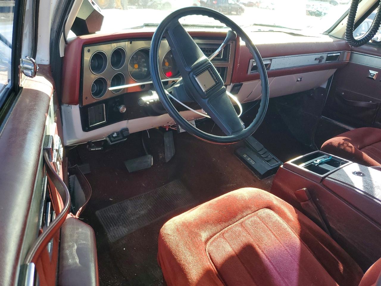 1987 Chevrolet Blazer V10 White vin: 1GNEV18K4HF177783