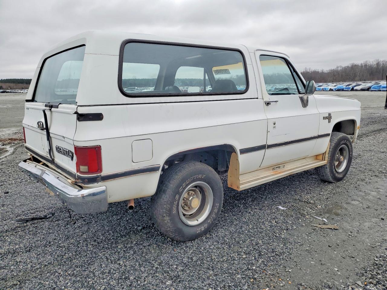 1987 Chevrolet Blazer V10 White vin: 1GNEV18K5HF179719