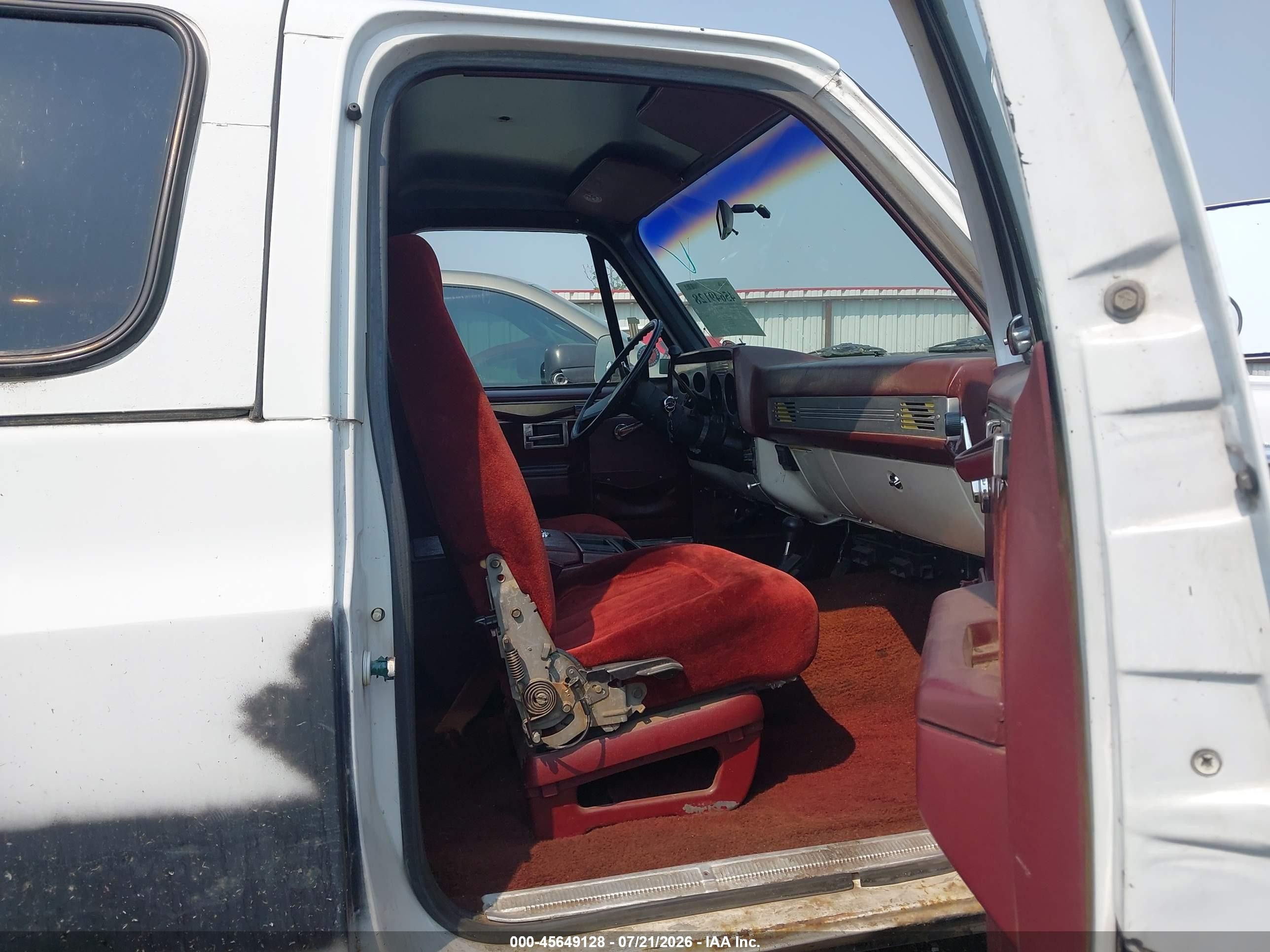 1987 Chevrolet Blazer V10 White vin: 1GNEV18K6HF189613