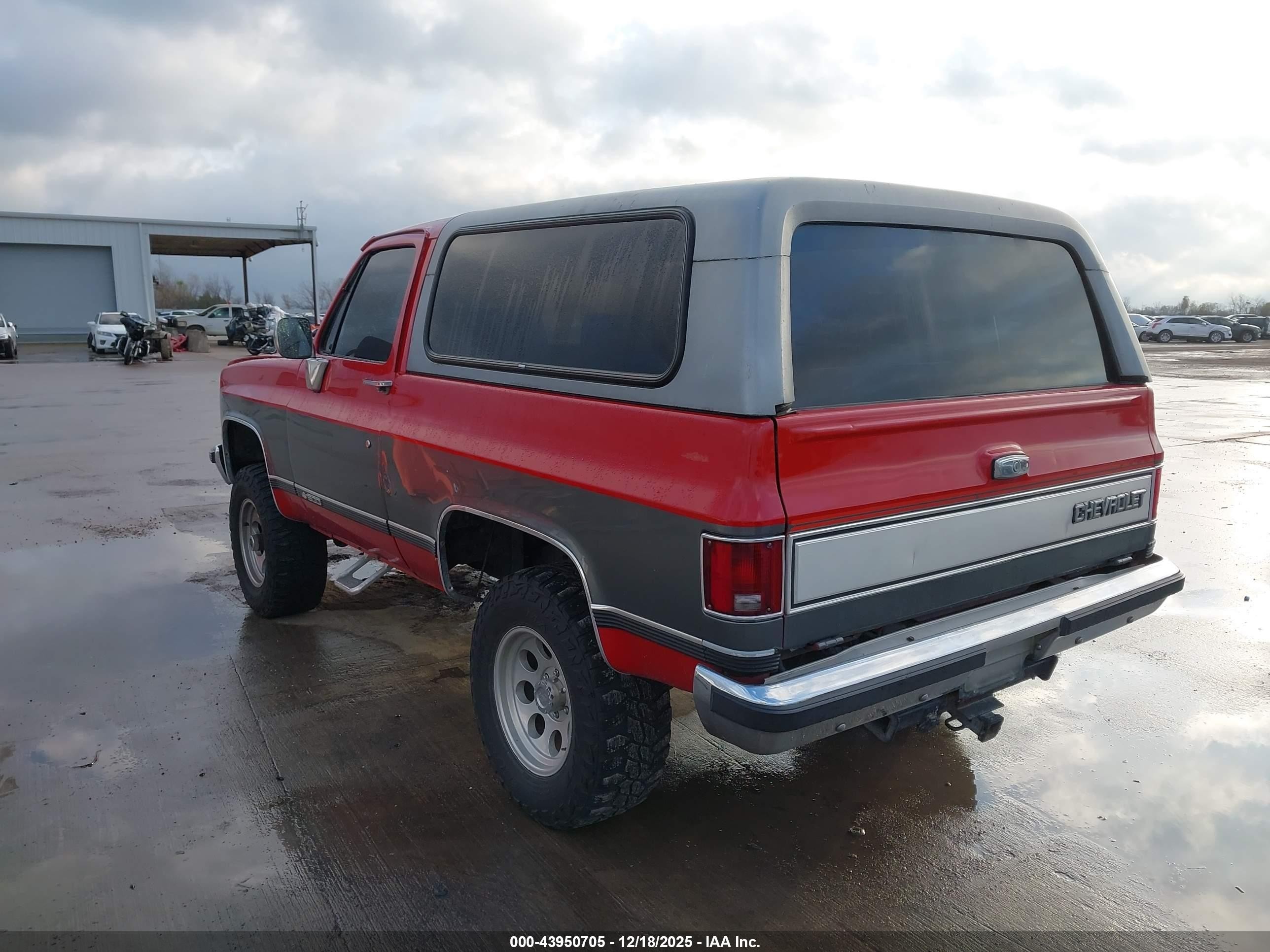 1989 Chevrolet Blazer V10 Red vin: 1GNEV18K6KF123473