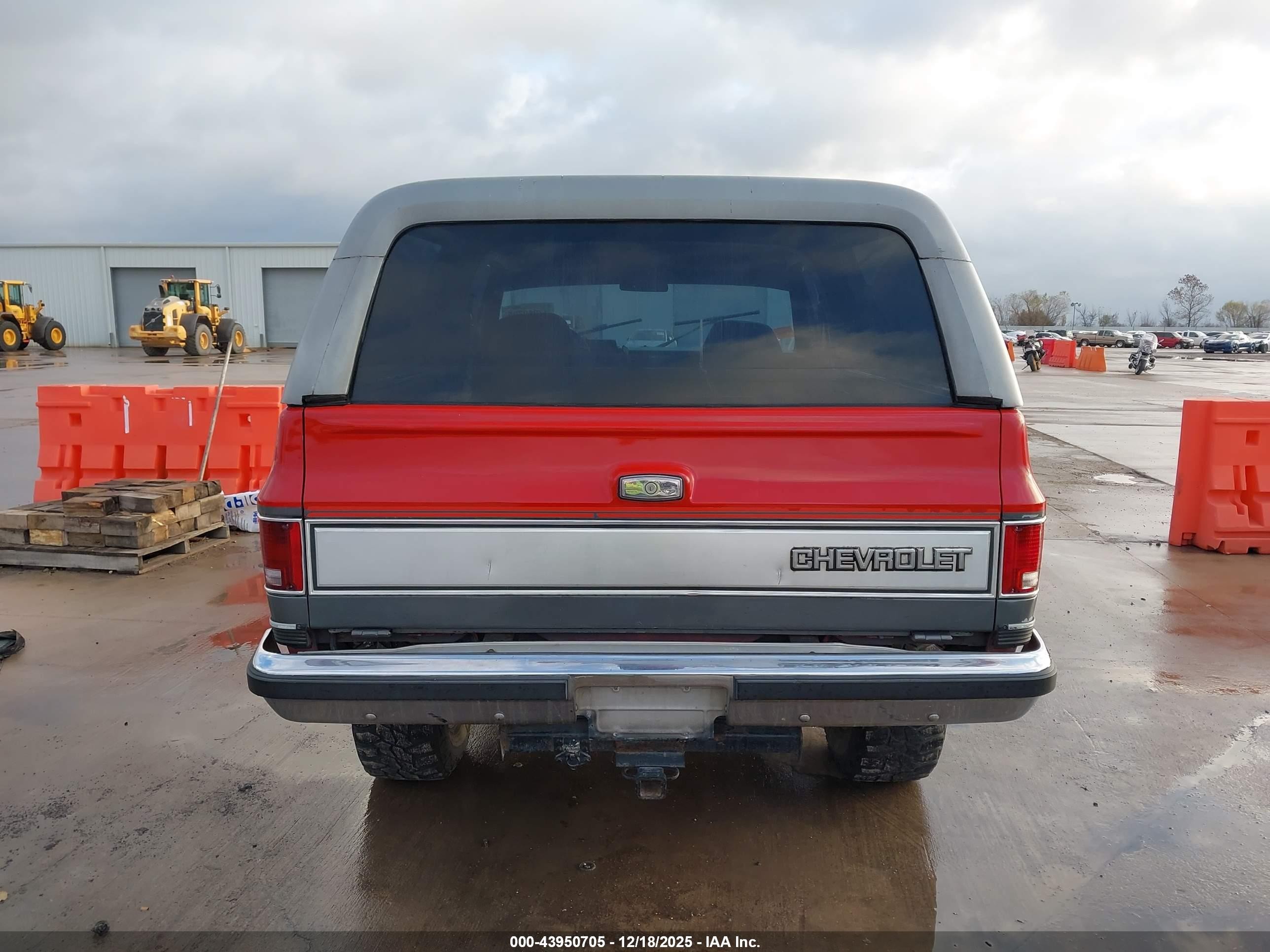 1989 Chevrolet Blazer V10 Red vin: 1GNEV18K6KF123473