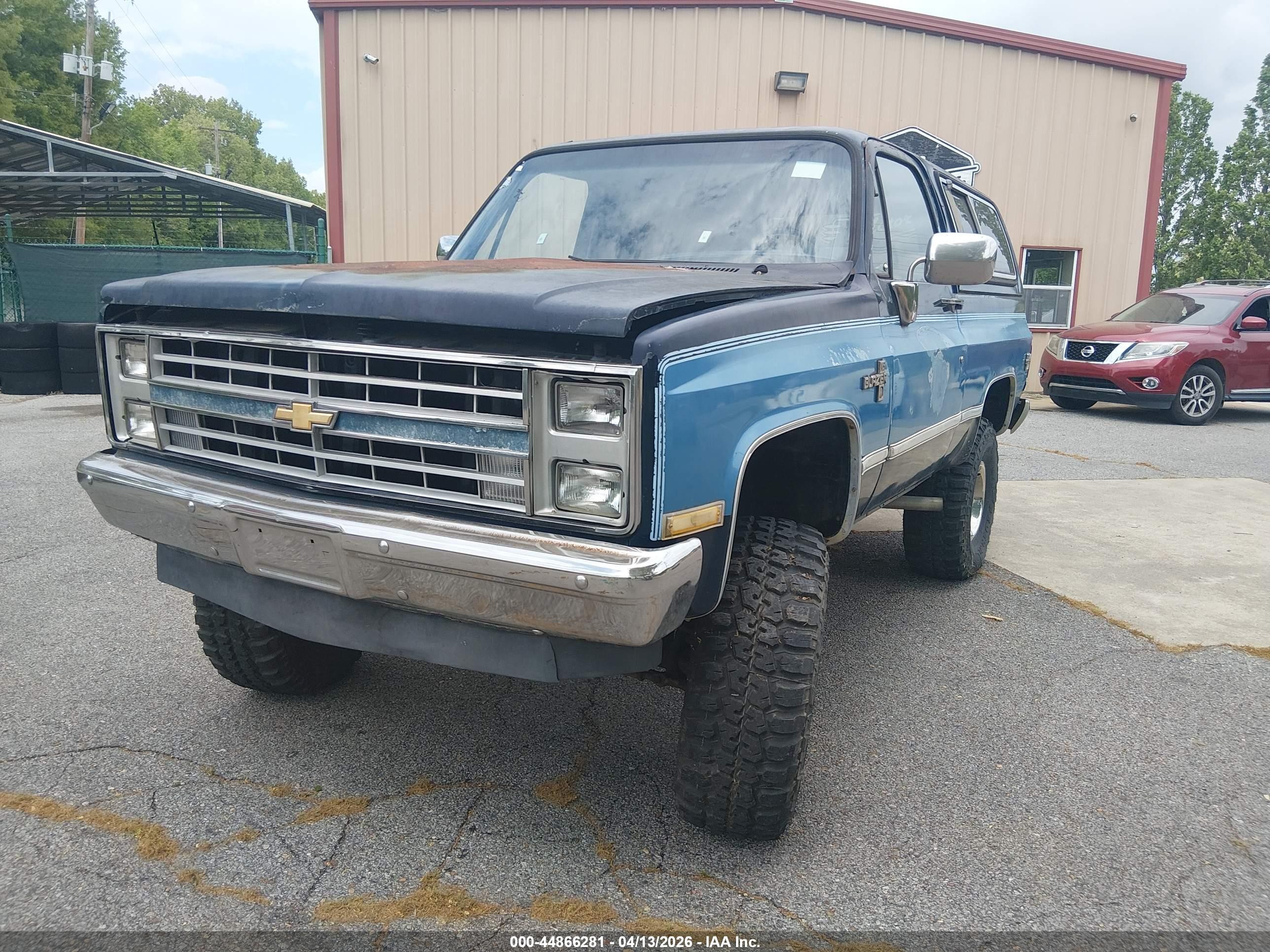 1987 Chevrolet Blazer V10 Синий vin: 1GNEV18K9HF127929