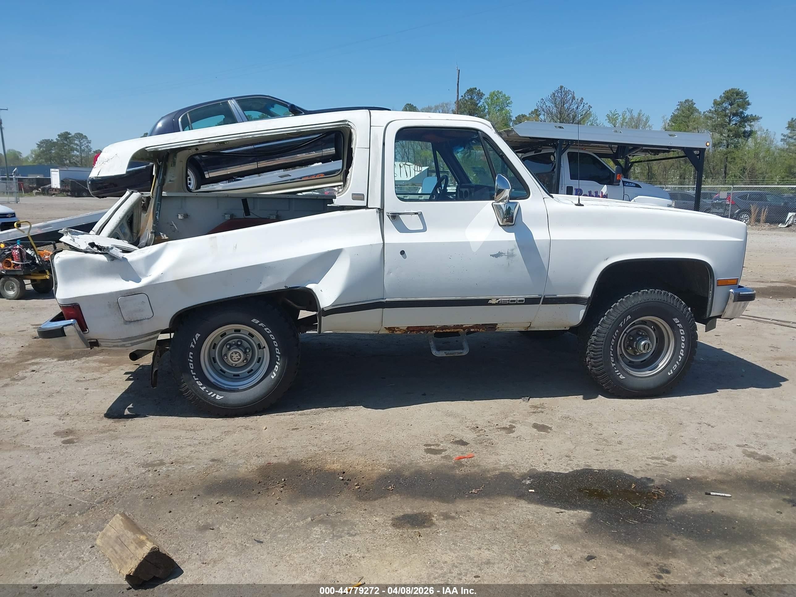 1989 Chevrolet Blazer V10 White vin: 1GNEV18K9KF176362