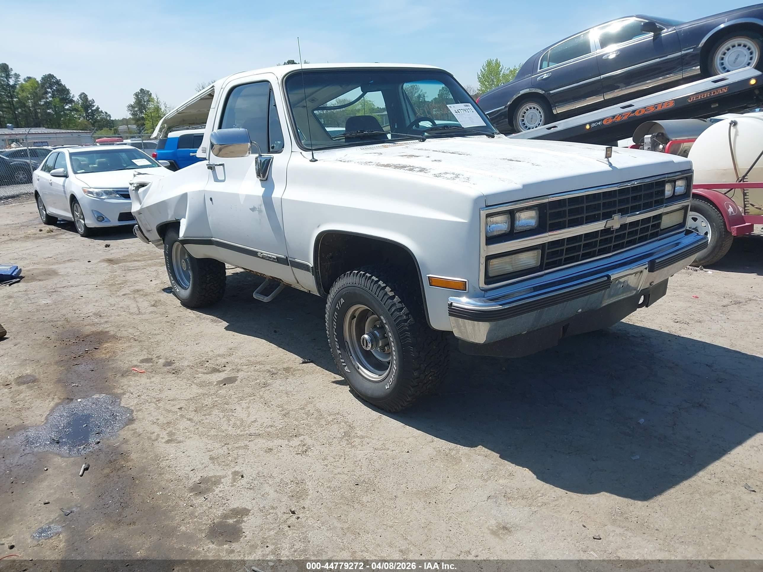 1989 Chevrolet Blazer V10 White vin: 1GNEV18K9KF176362
