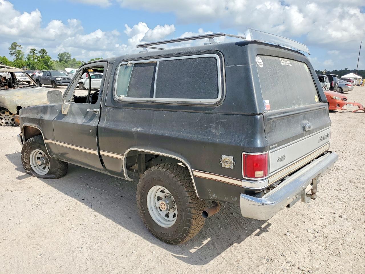 1987 Chevrolet Blazer V10 Burn vin: 1GNEV18KXHF171096