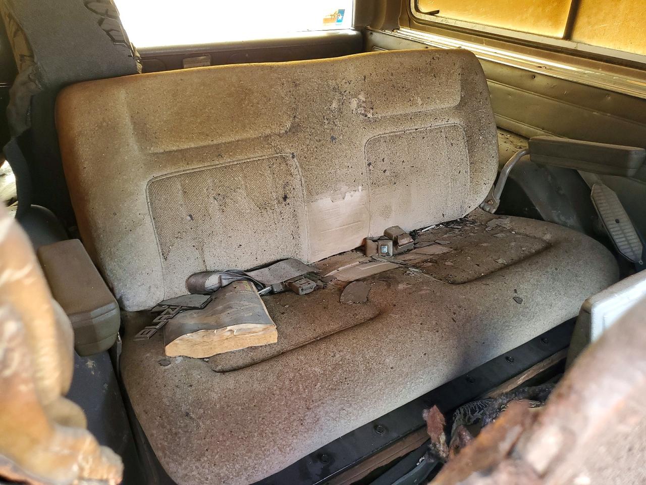 1987 Chevrolet Blazer V10 Burn vin: 1GNEV18KXHF171096