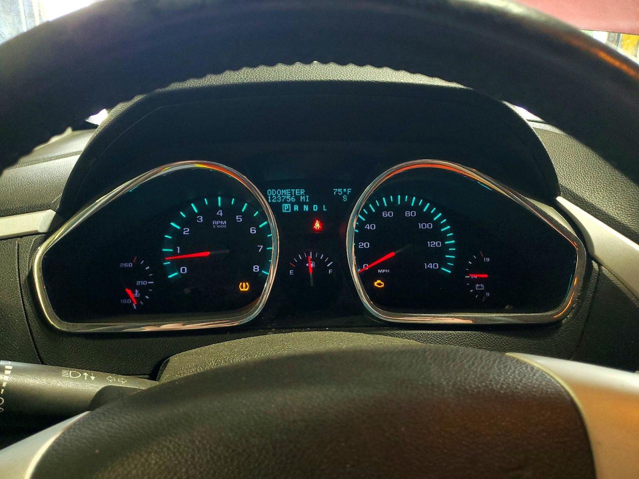 2009 Chevrolet Traverse Lt Red vin: 1GNEV23D19S158910