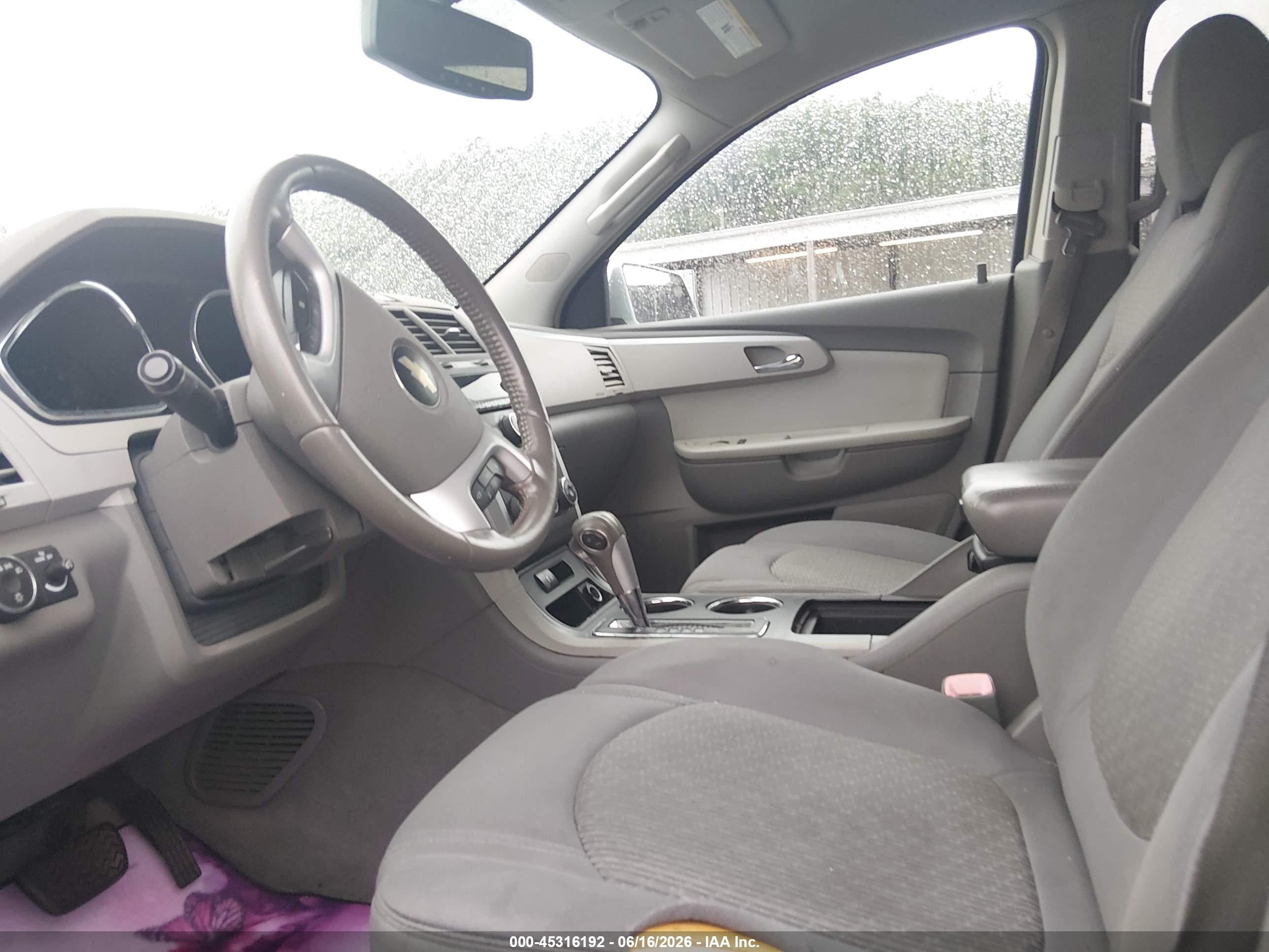 2009 Chevrolet Traverse Lt Silver vin: 1GNEV23D39S148010