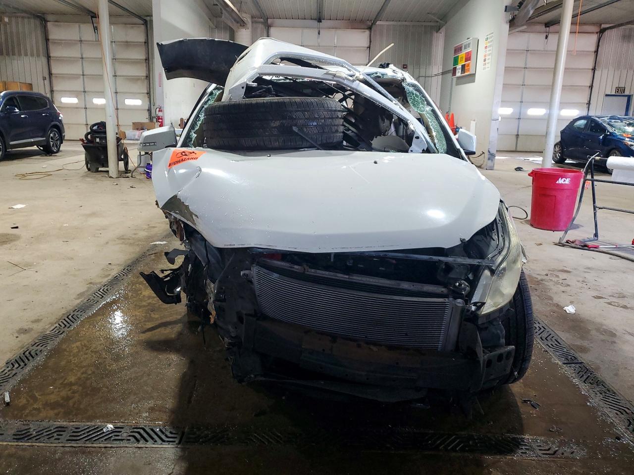 2009 Chevrolet Traverse Lt White vin: 1GNEV23D59S100203