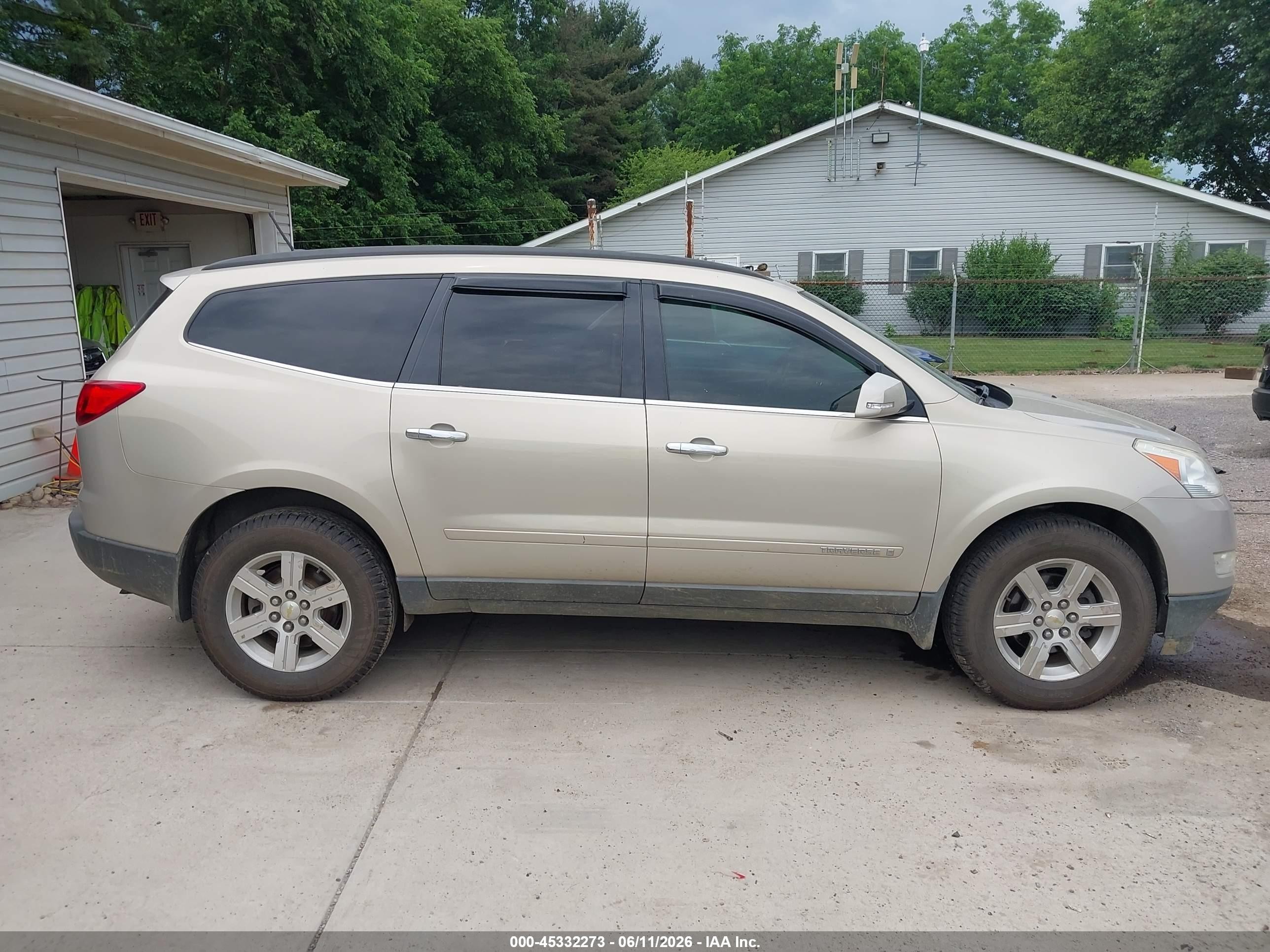 2009 Chevrolet Traverse Lt Gold vin: 1GNEV23D69S147627