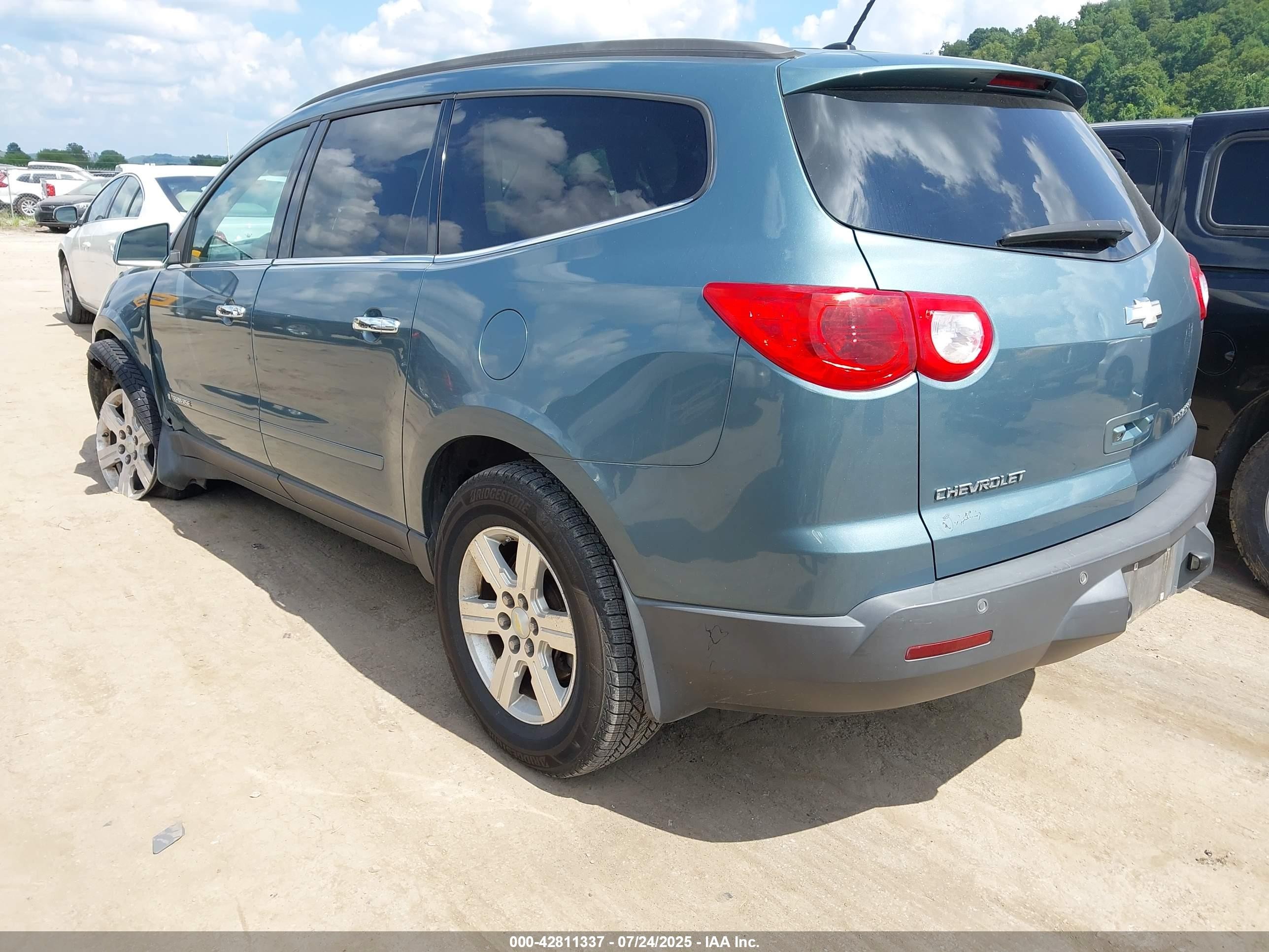 2009 Chevrolet Traverse Lt Blue vin: 1GNEV23D79S109050