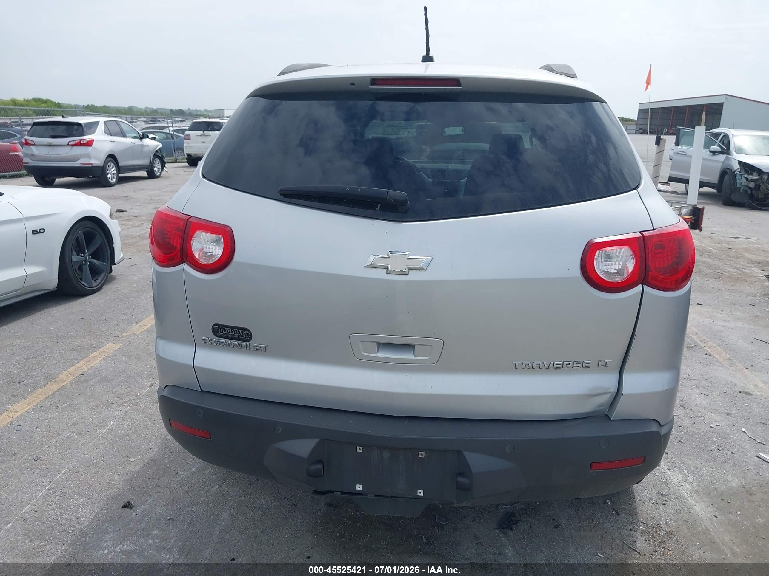 2009 Chevrolet Traverse Lt Silver vin: 1GNEV23D99S115917